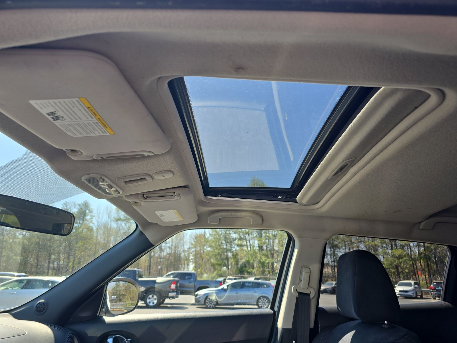 2014 Nissan JUKE SV FWD