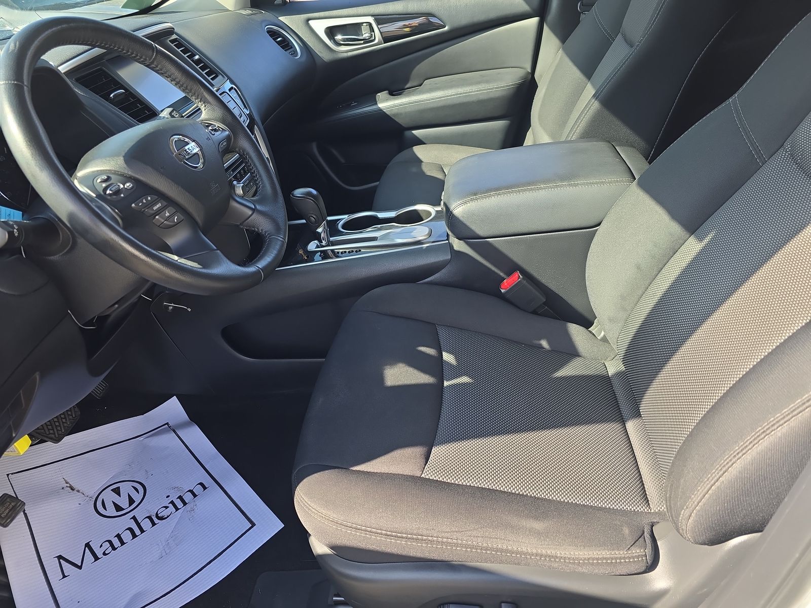2020 Nissan Pathfinder SV FWD