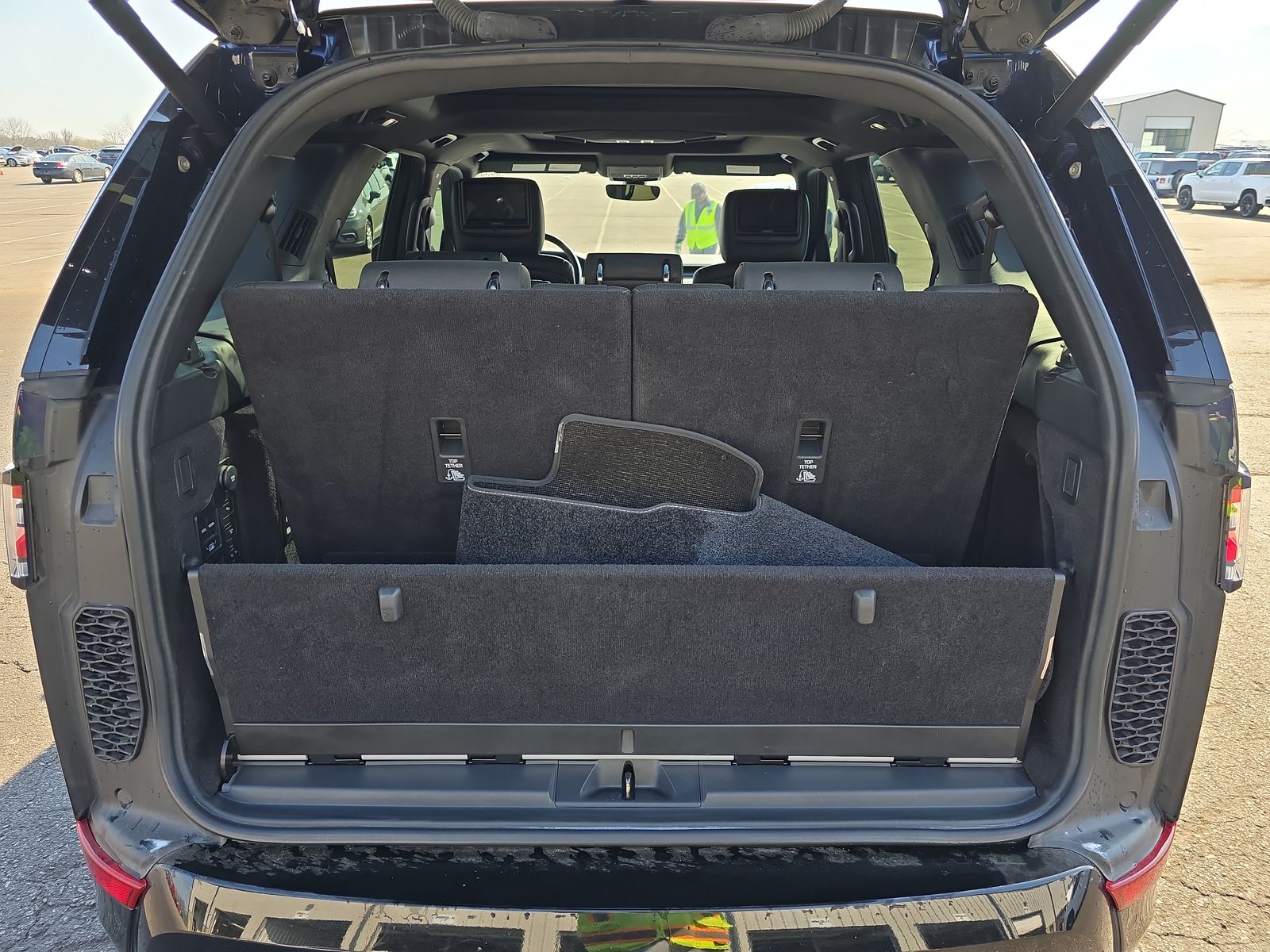 2018 Land Rover Discovery HSE Luxury AWD