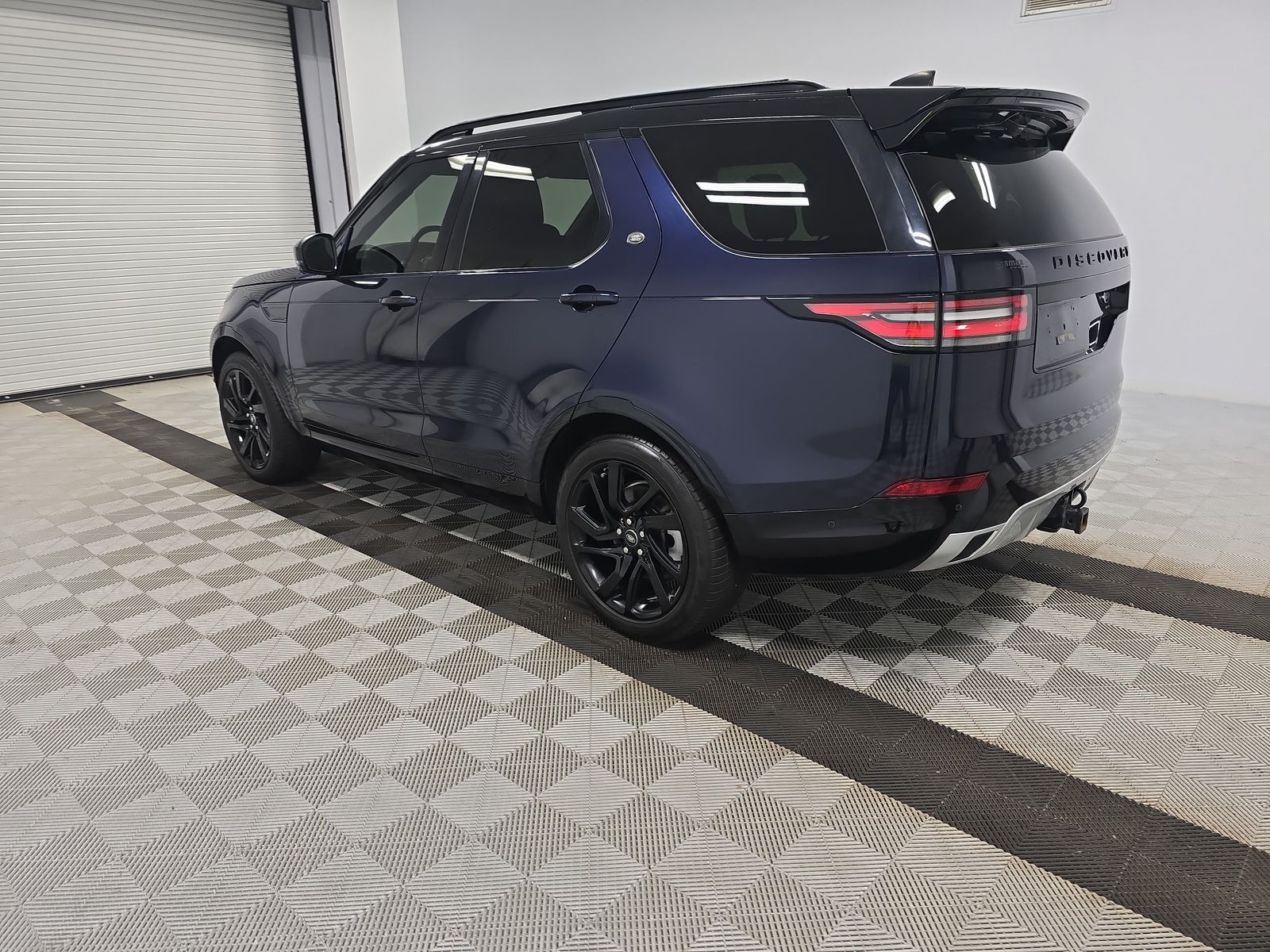 2018 Land Rover Discovery HSE Luxury AWD