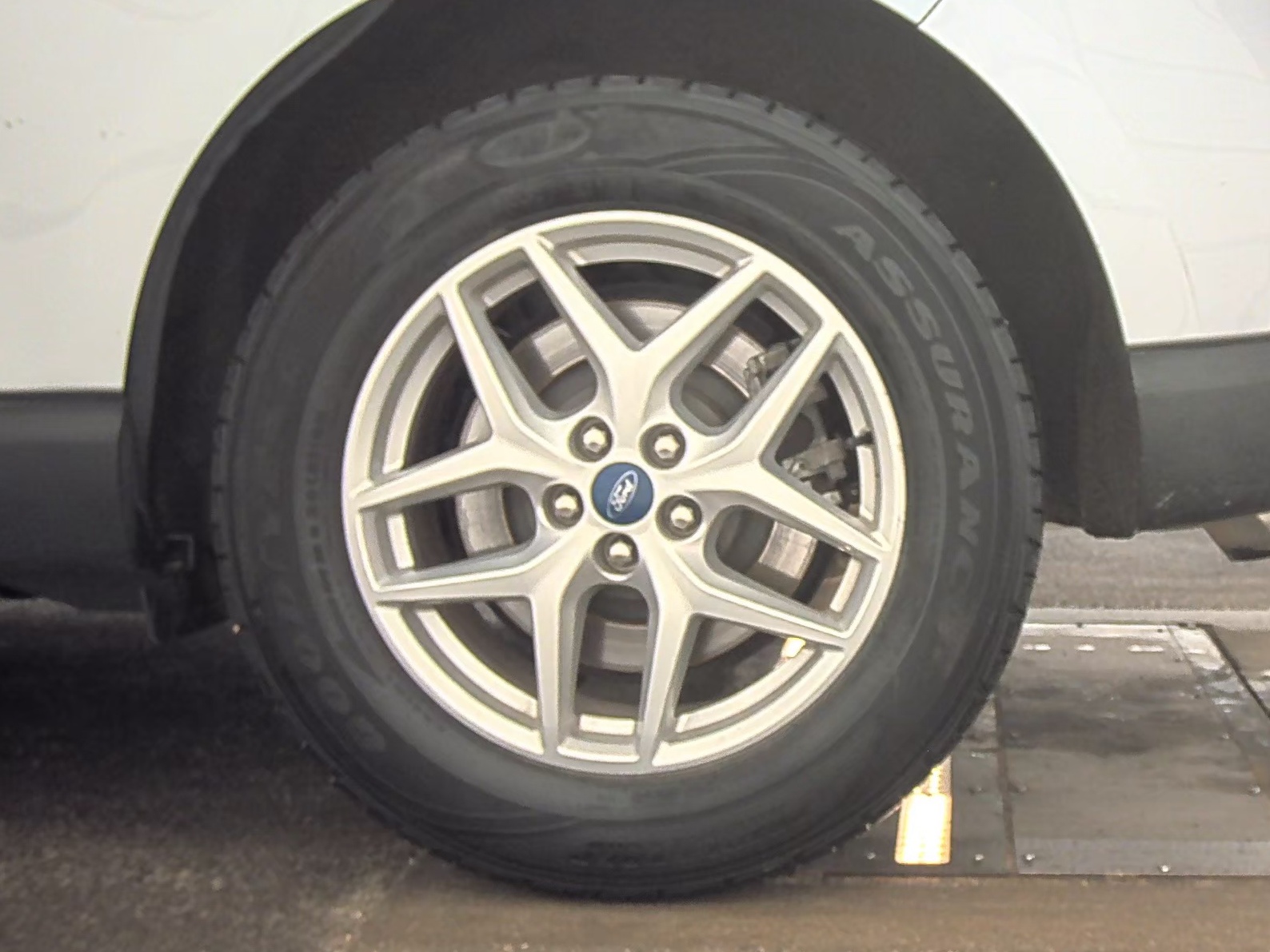 2022 Ford Edge SE AWD