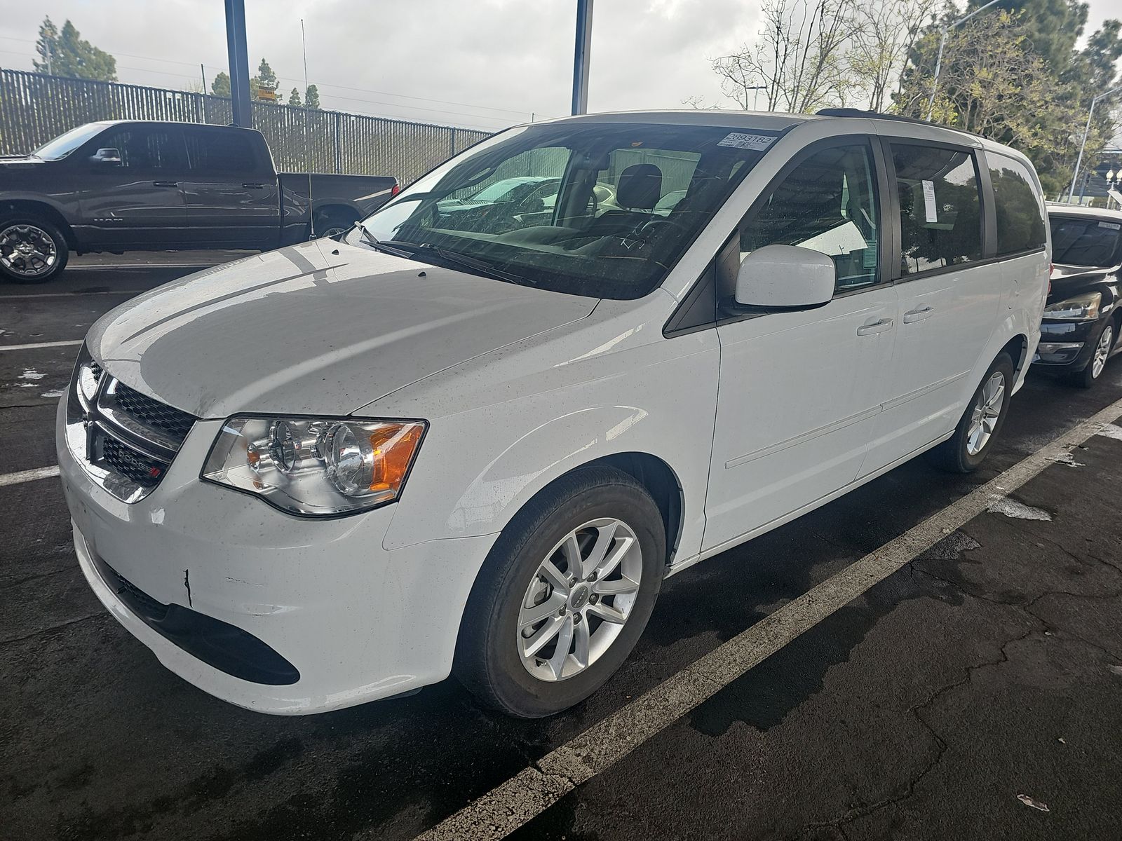 2015 Dodge Grand Caravan SXT FWD