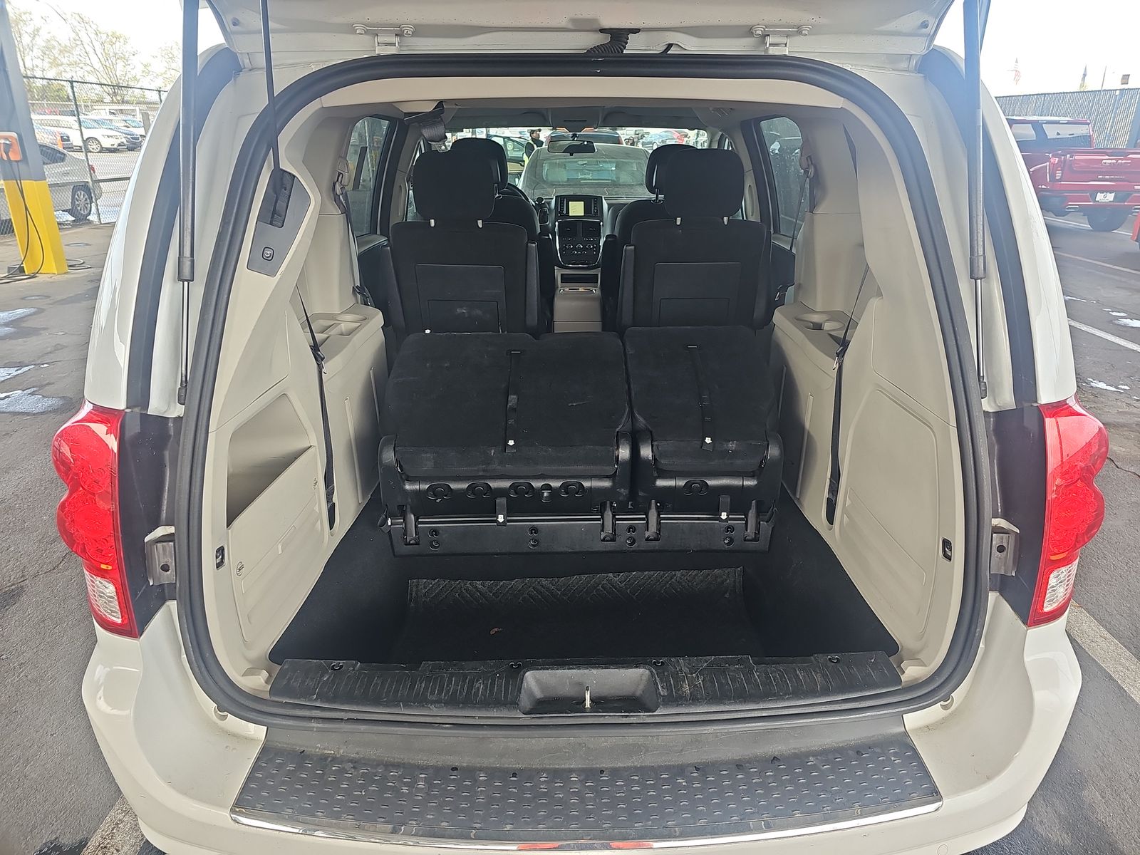 2015 Dodge Grand Caravan SXT FWD