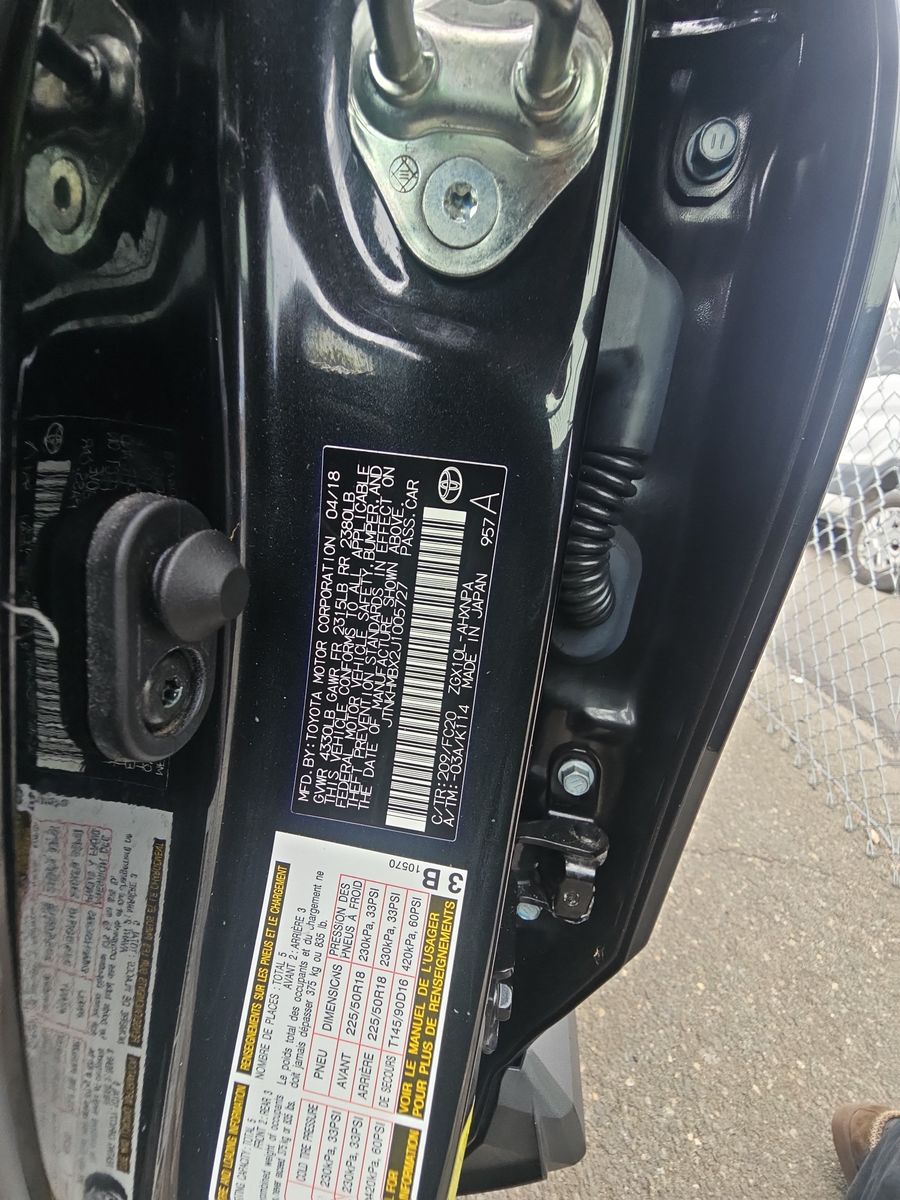 2018 Toyota C-HR XLE FWD