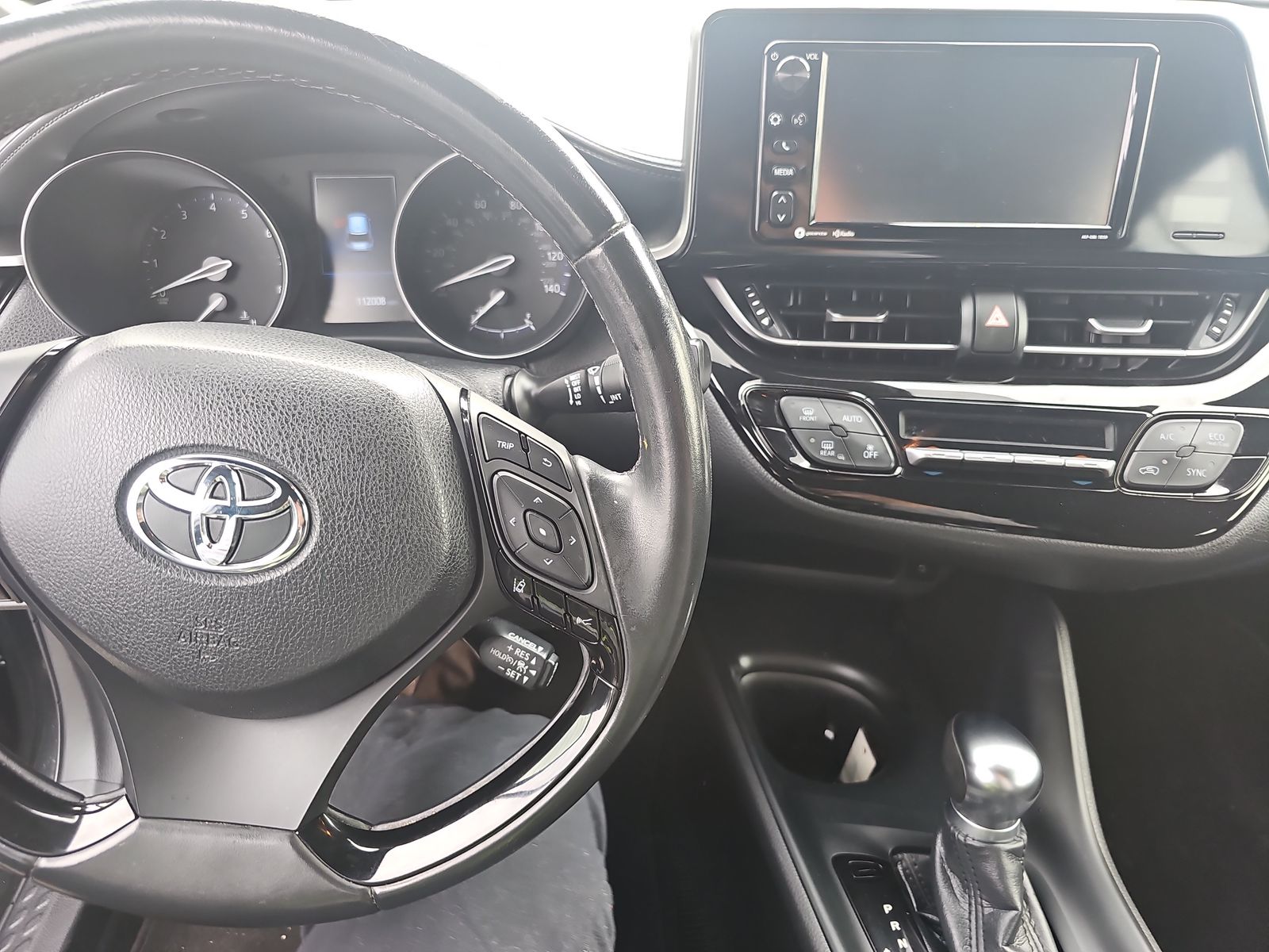 2018 Toyota C-HR XLE FWD