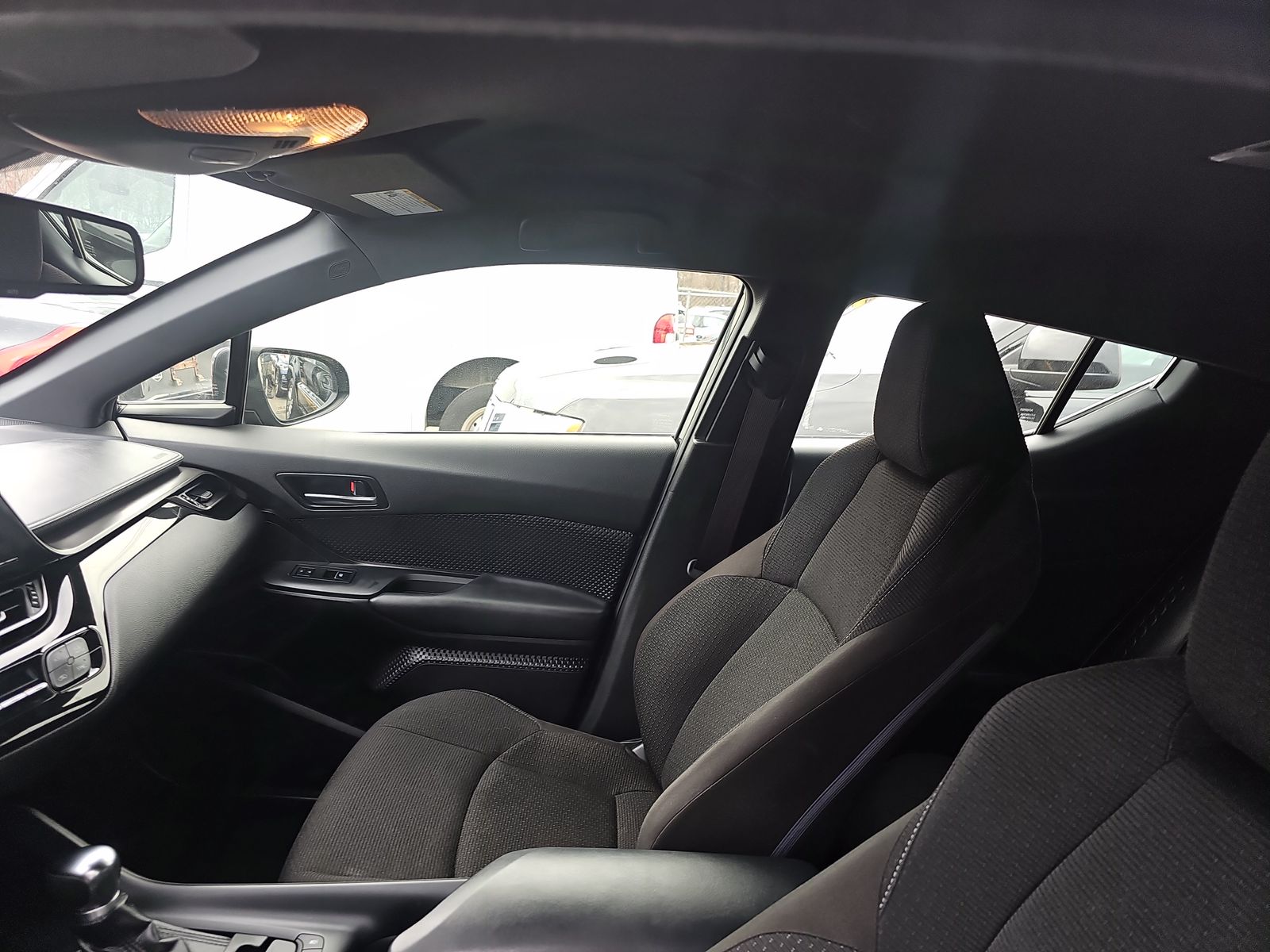 2018 Toyota C-HR XLE FWD