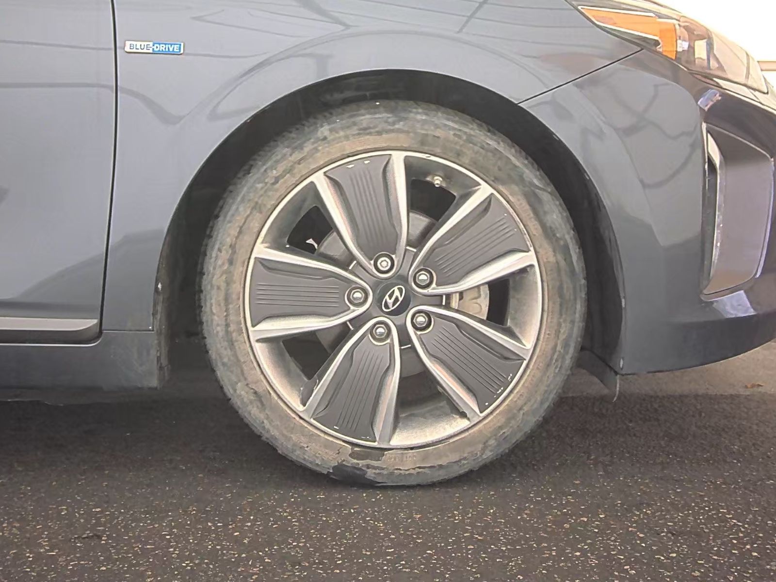 2019 Hyundai Ioniq Hybrid Limited FWD