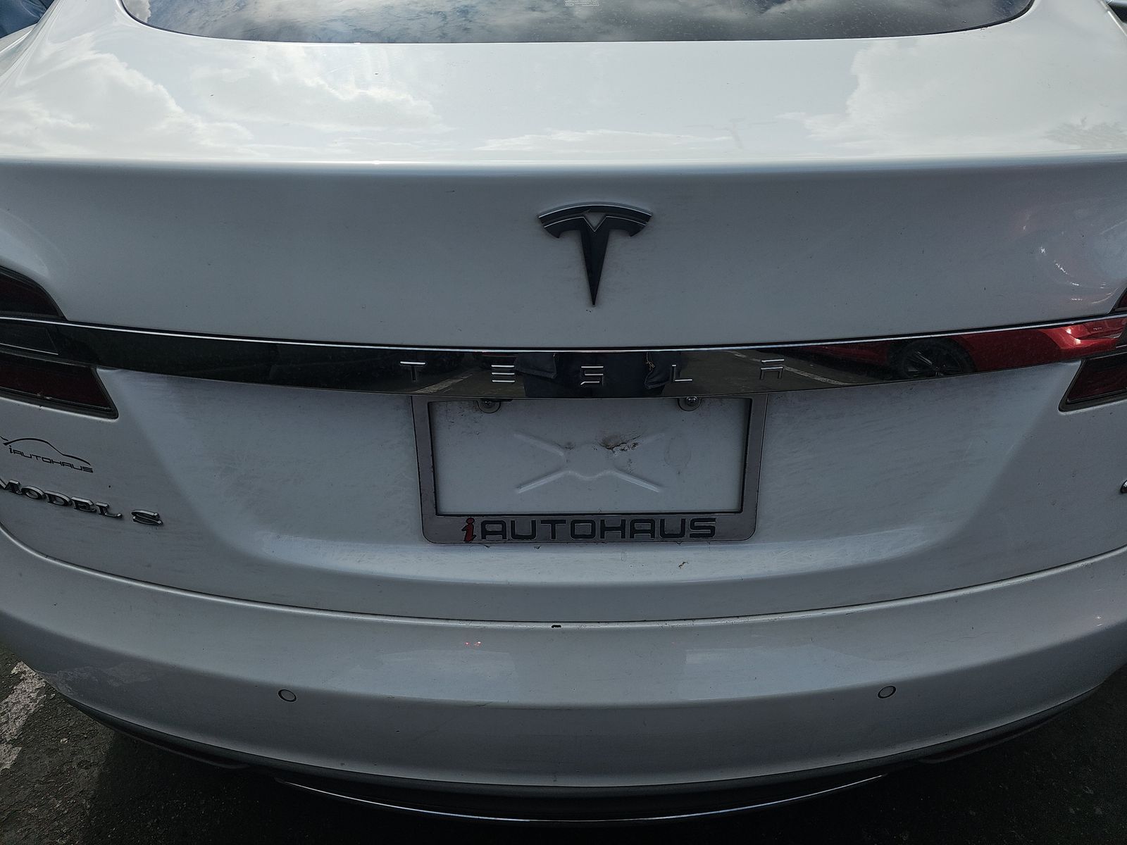 2015 Tesla Model S 60 FWD