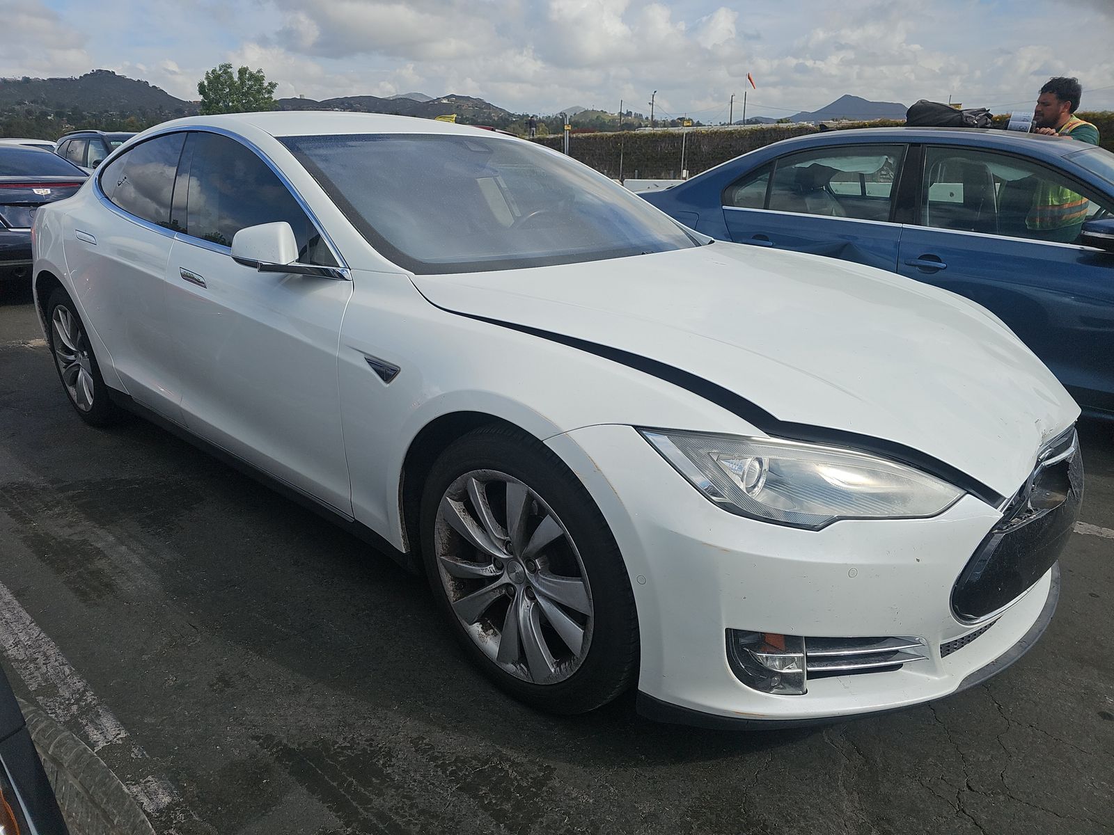 2015 Tesla Model S 60 FWD