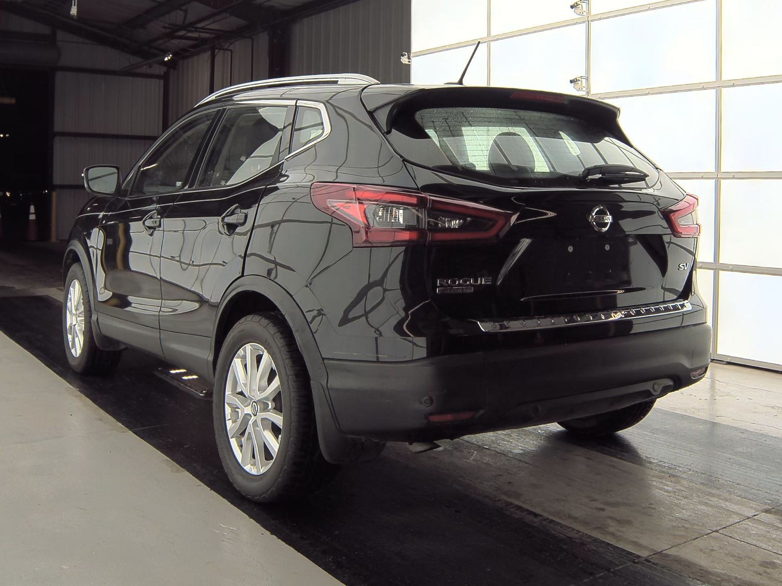 2021 Nissan Rogue Sport SV FWD