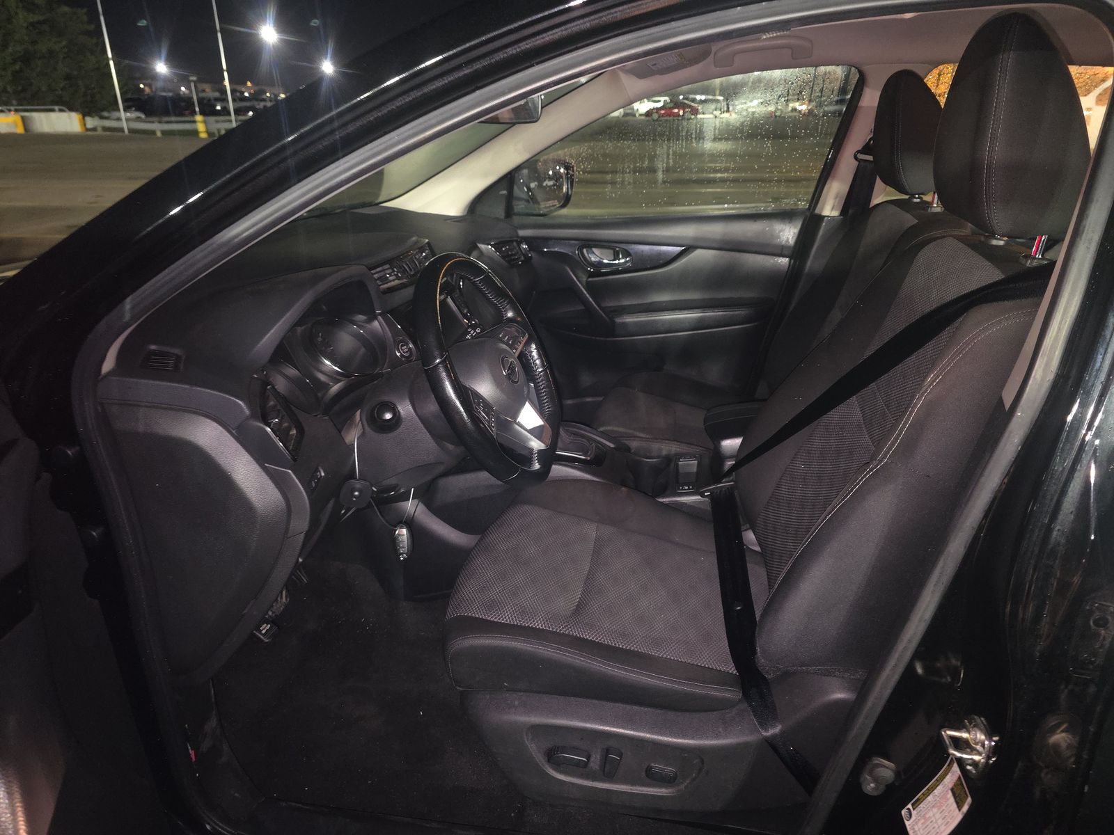 2021 Nissan Rogue Sport SV FWD