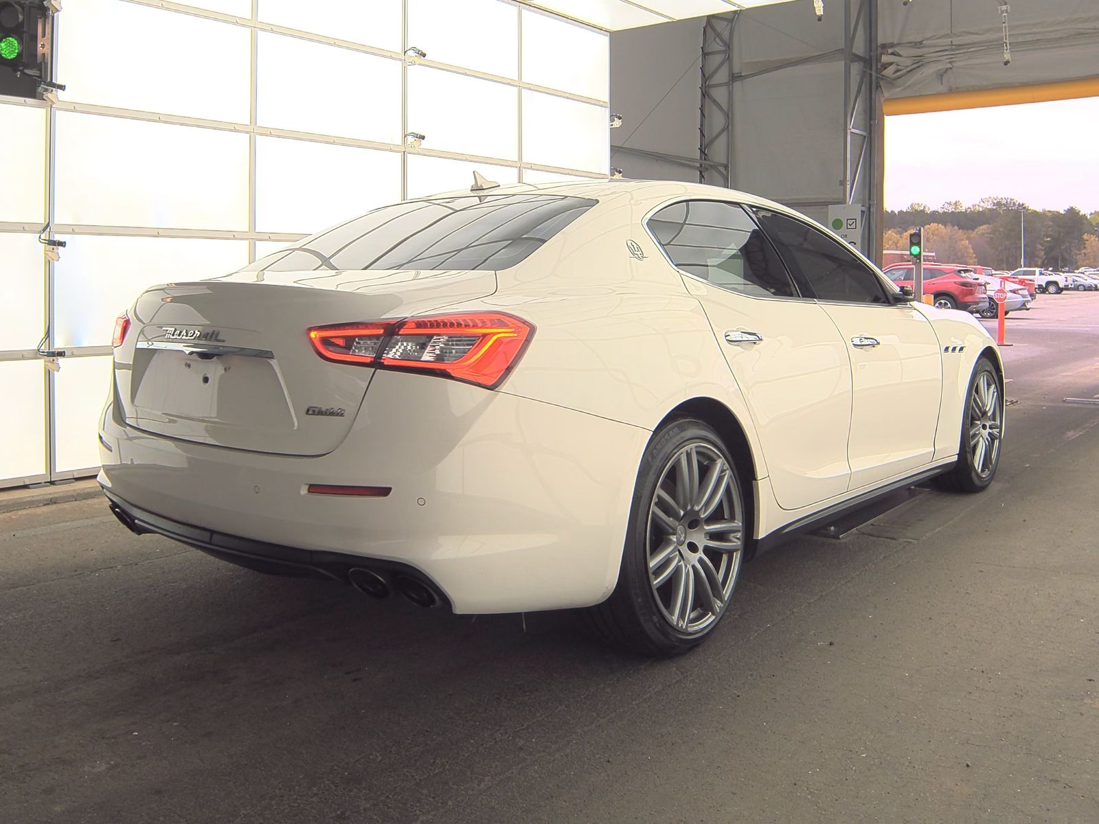 2018 Maserati Ghibli Base RWD