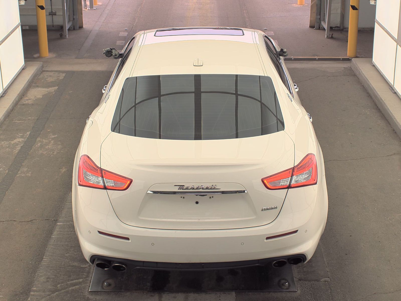 2018 Maserati Ghibli Base RWD