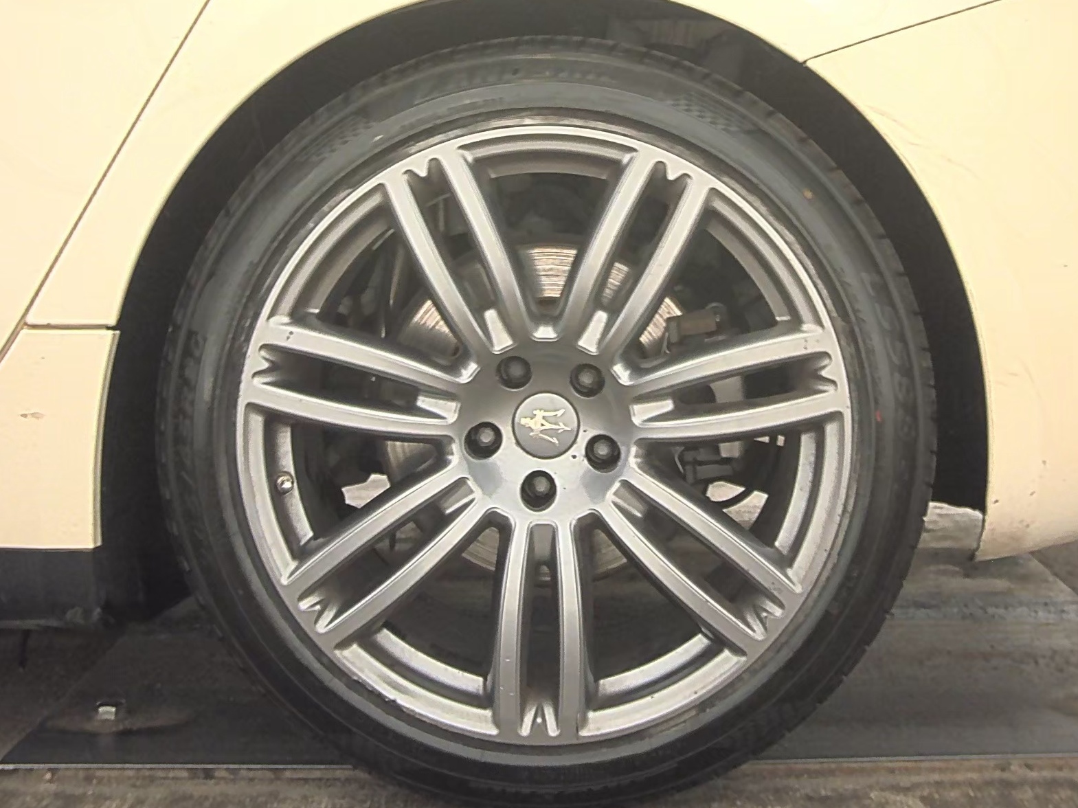 2018 Maserati Ghibli Base RWD