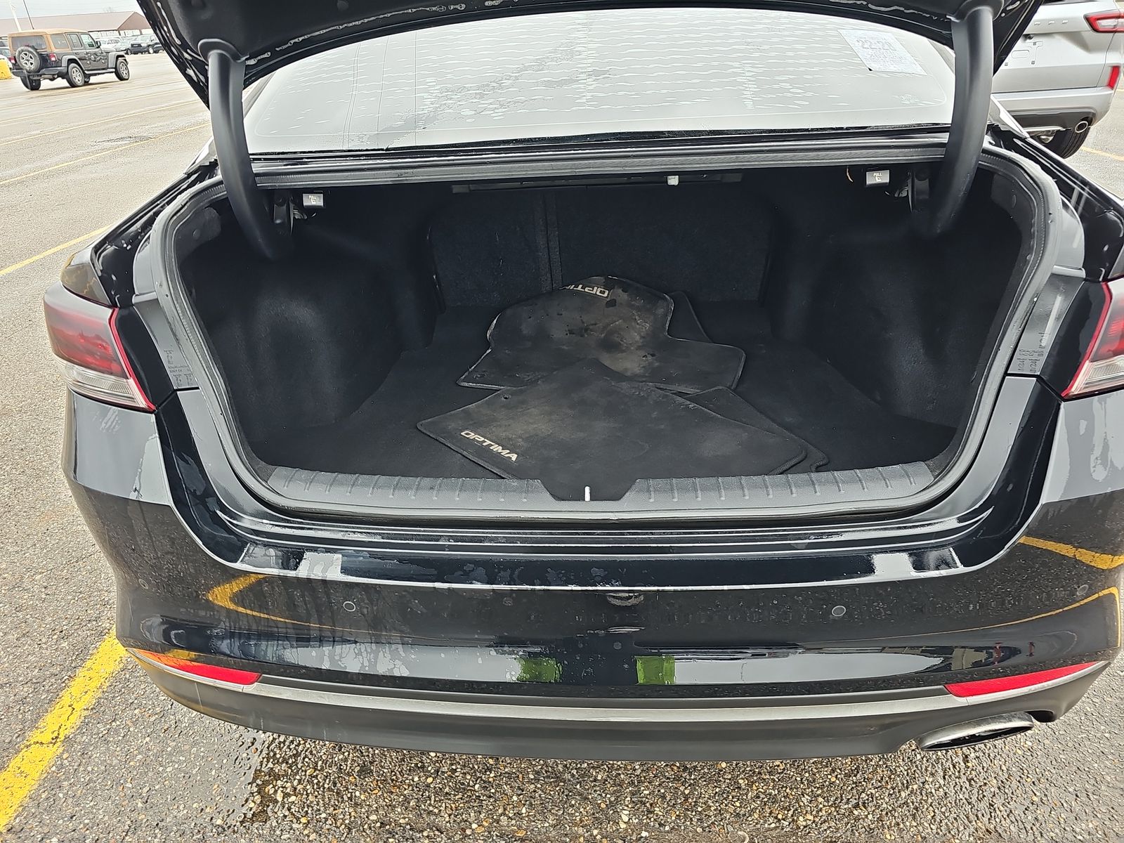 2018 Kia Optima S FWD