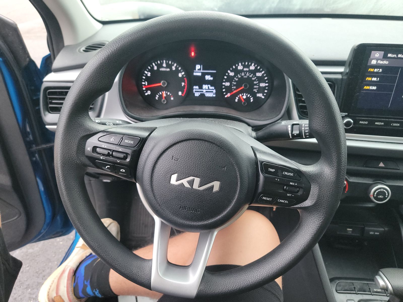 2022 Kia Rio S FWD
