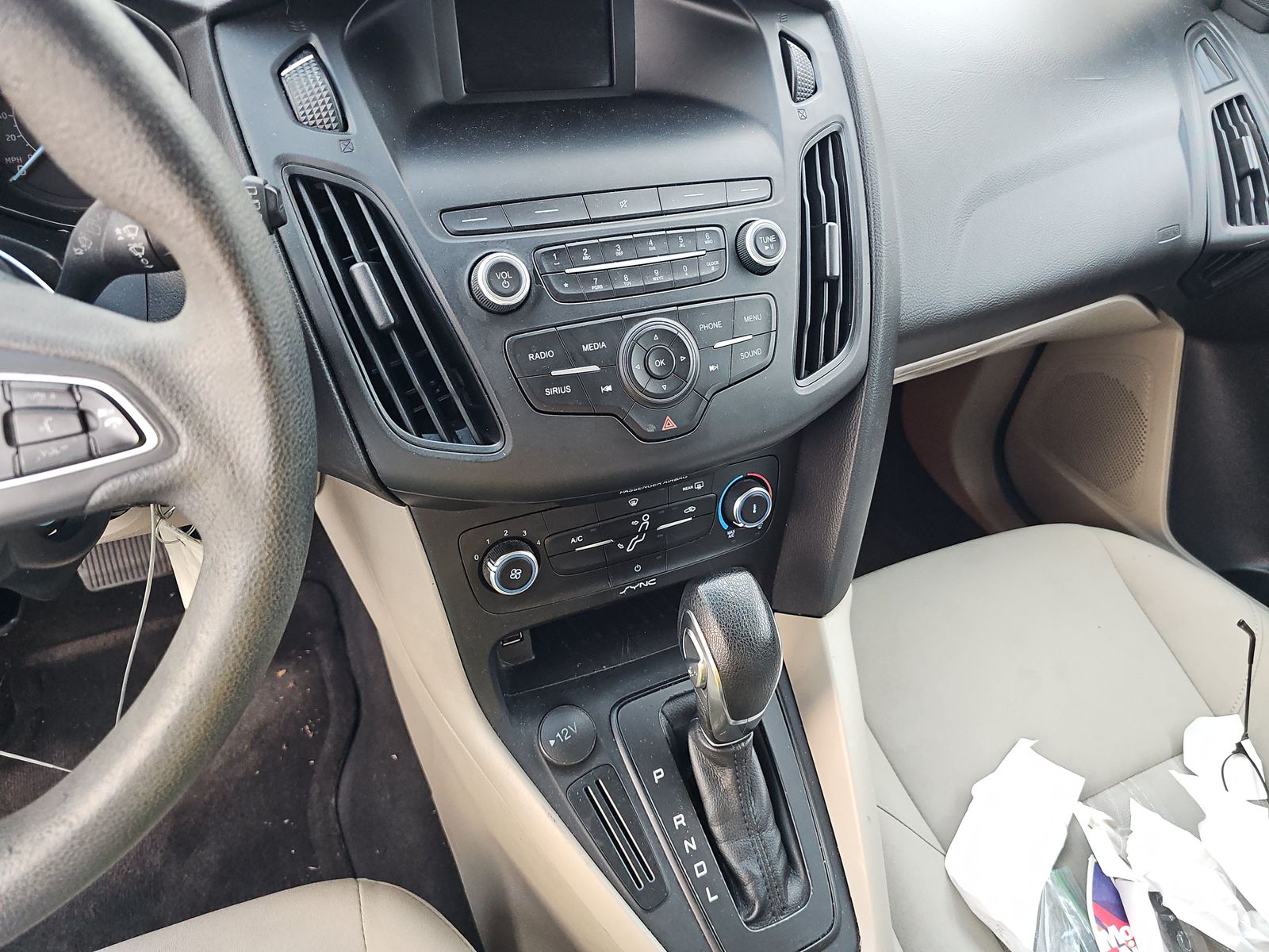 2018 Ford Focus SE FWD