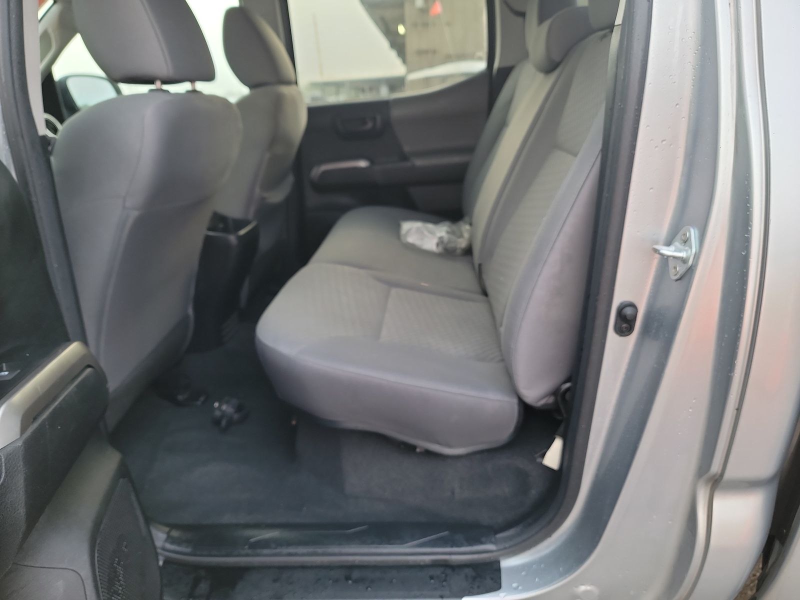 2022 Toyota Tacoma SR5 RWD