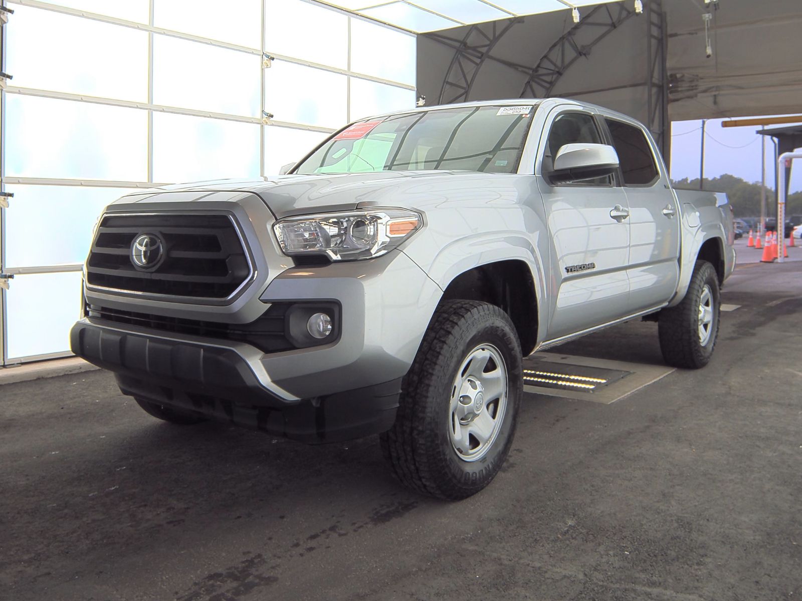 2022 Toyota Tacoma SR5 RWD