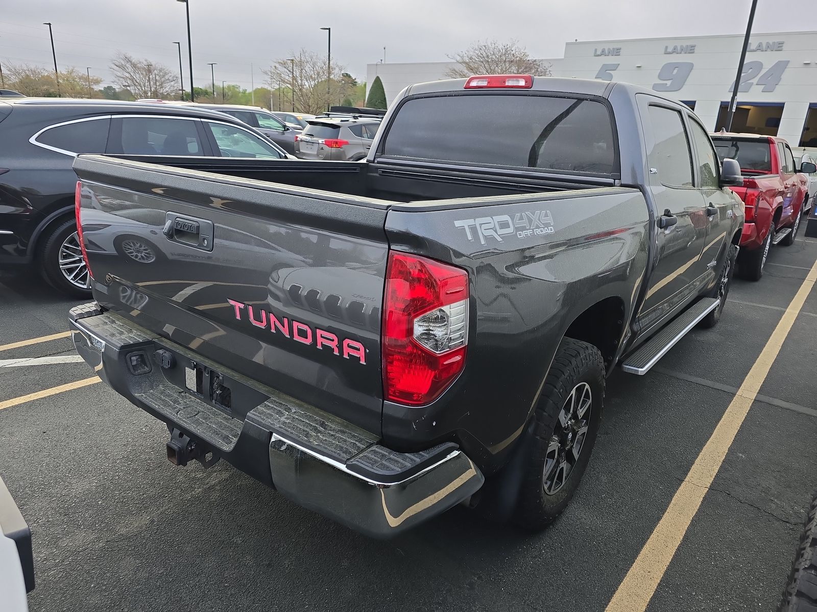 2018 Toyota Tundra SR5 AWD