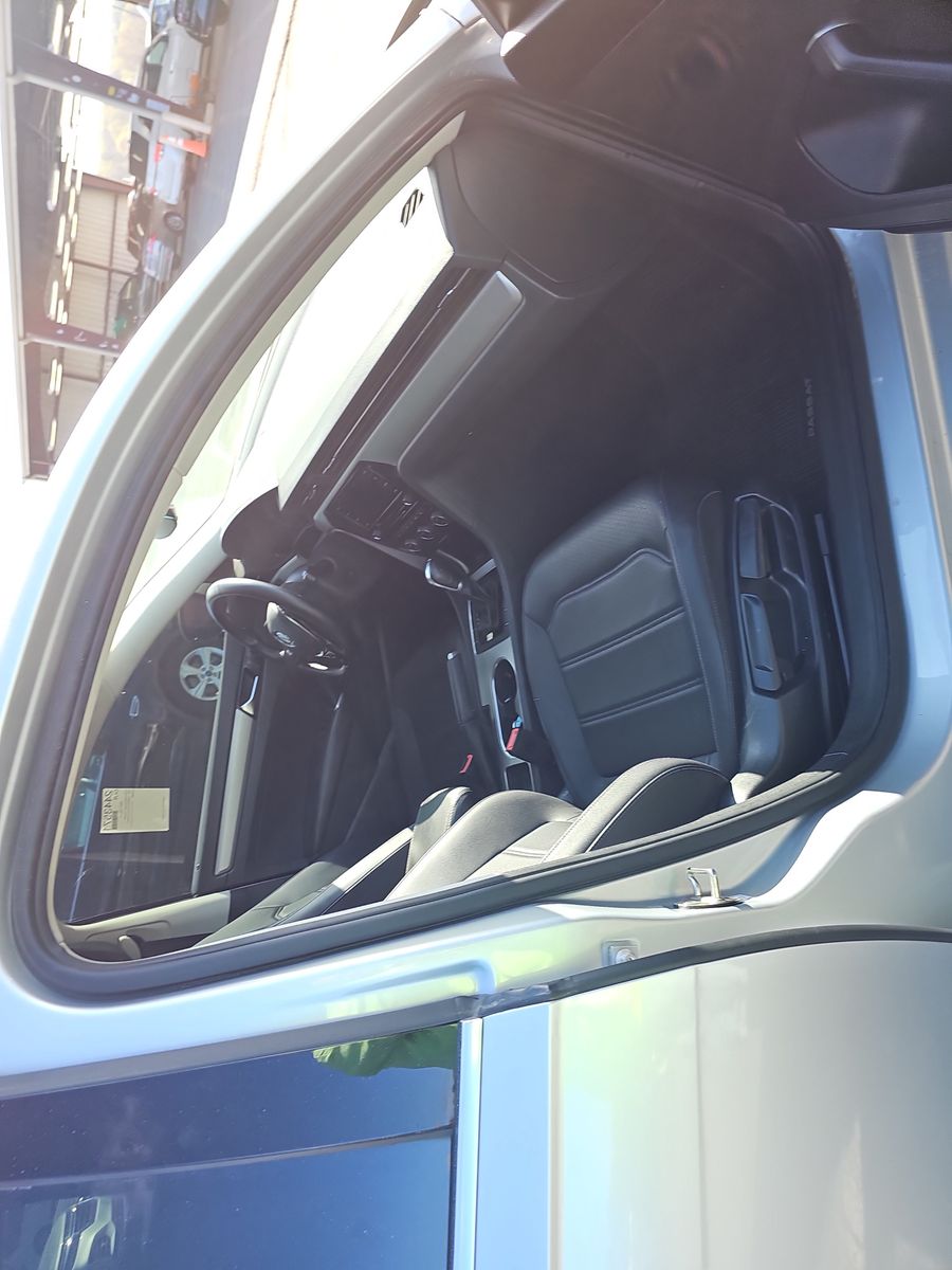 2020 Volkswagen Passat 2.0T SE FWD