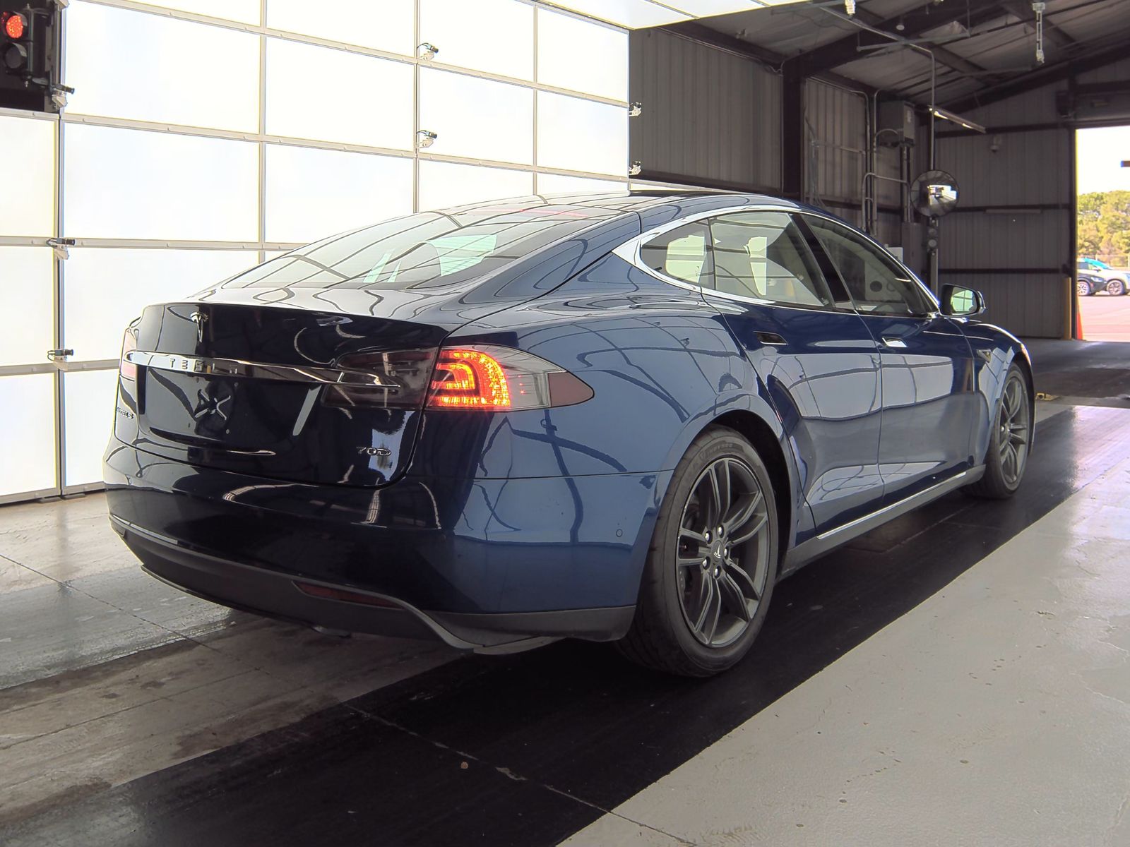 2016 Tesla Model S 70D AWD