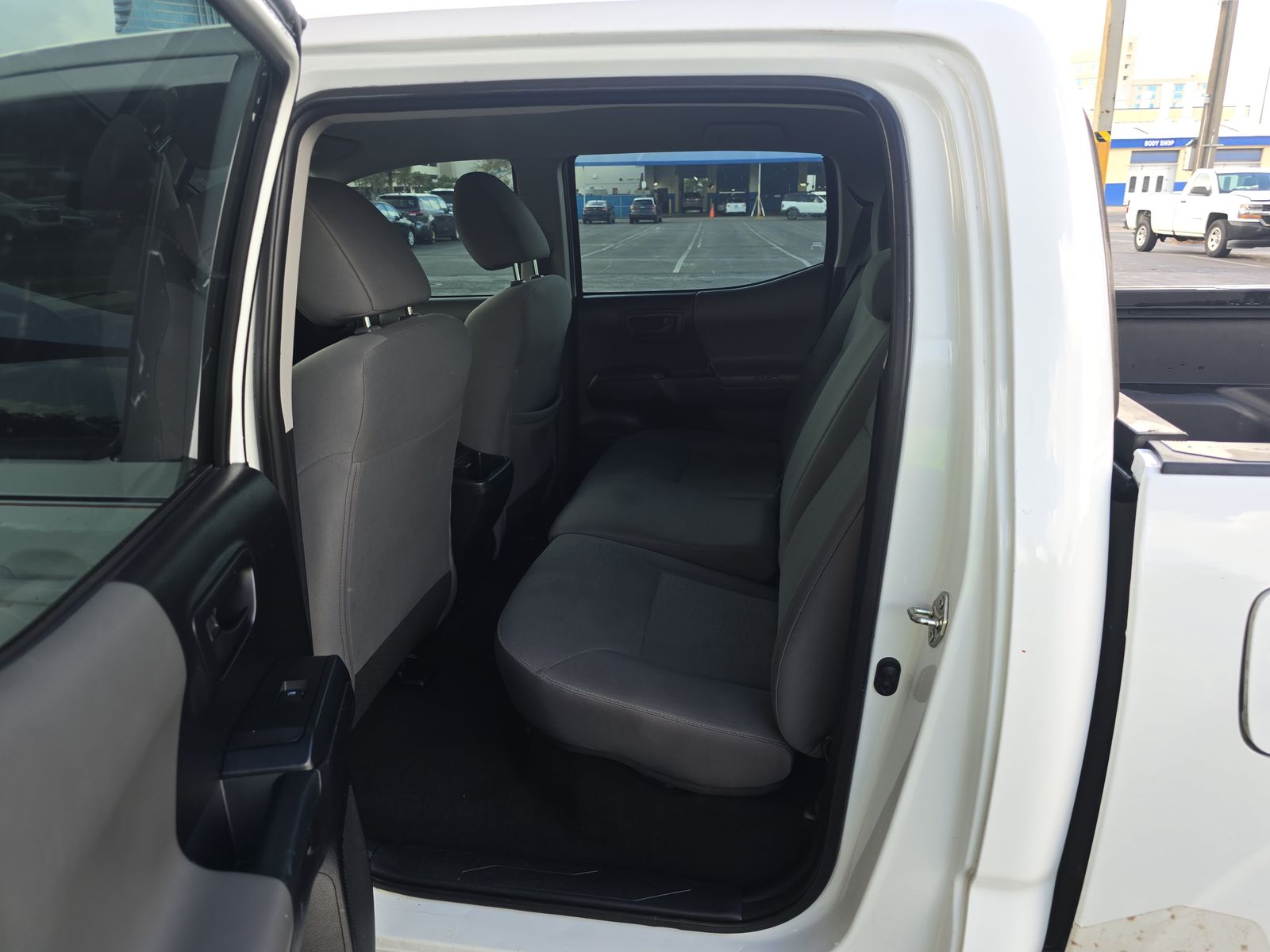 2018 Toyota Tacoma SR RWD