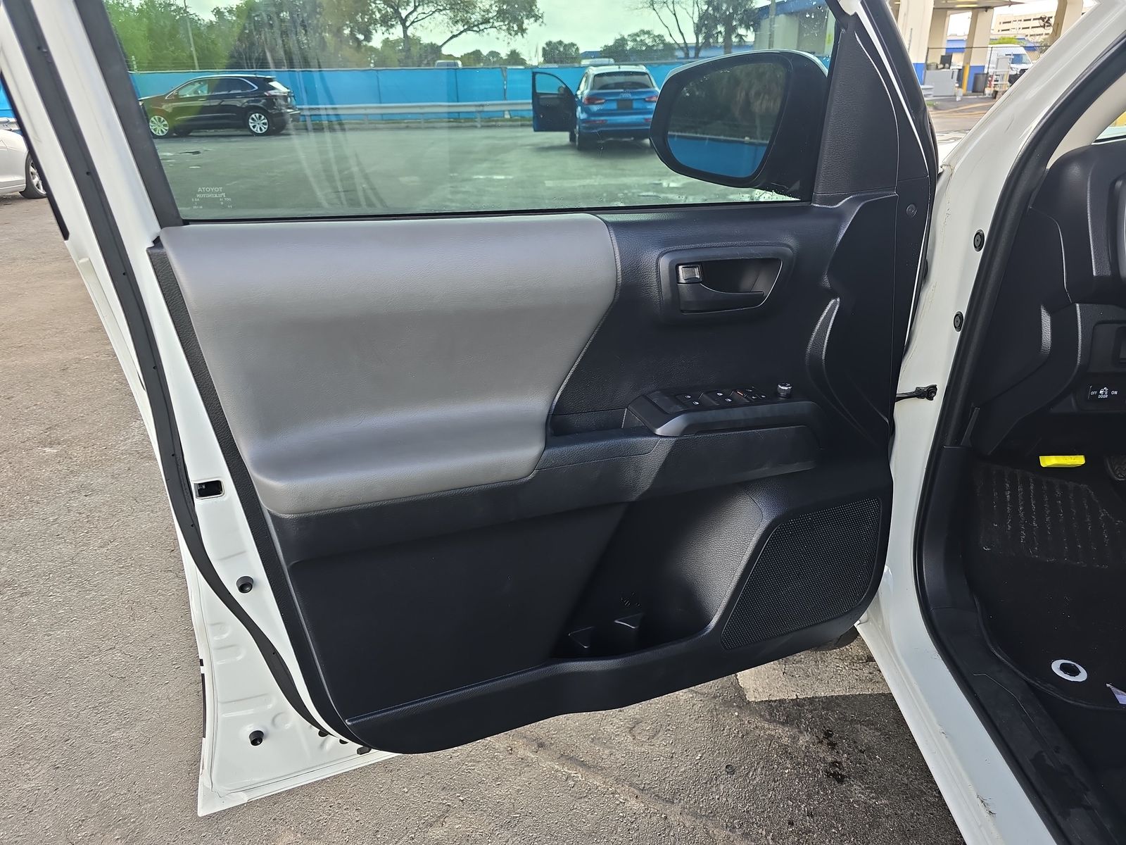 2018 Toyota Tacoma SR RWD