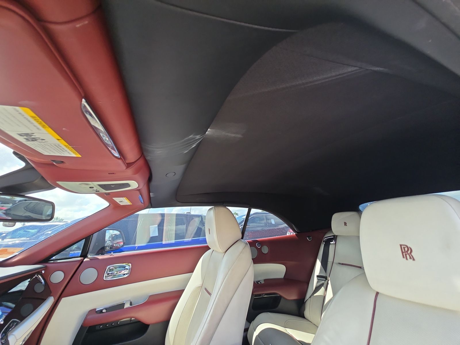 2017 Rolls-Royce Dawn Base RWD