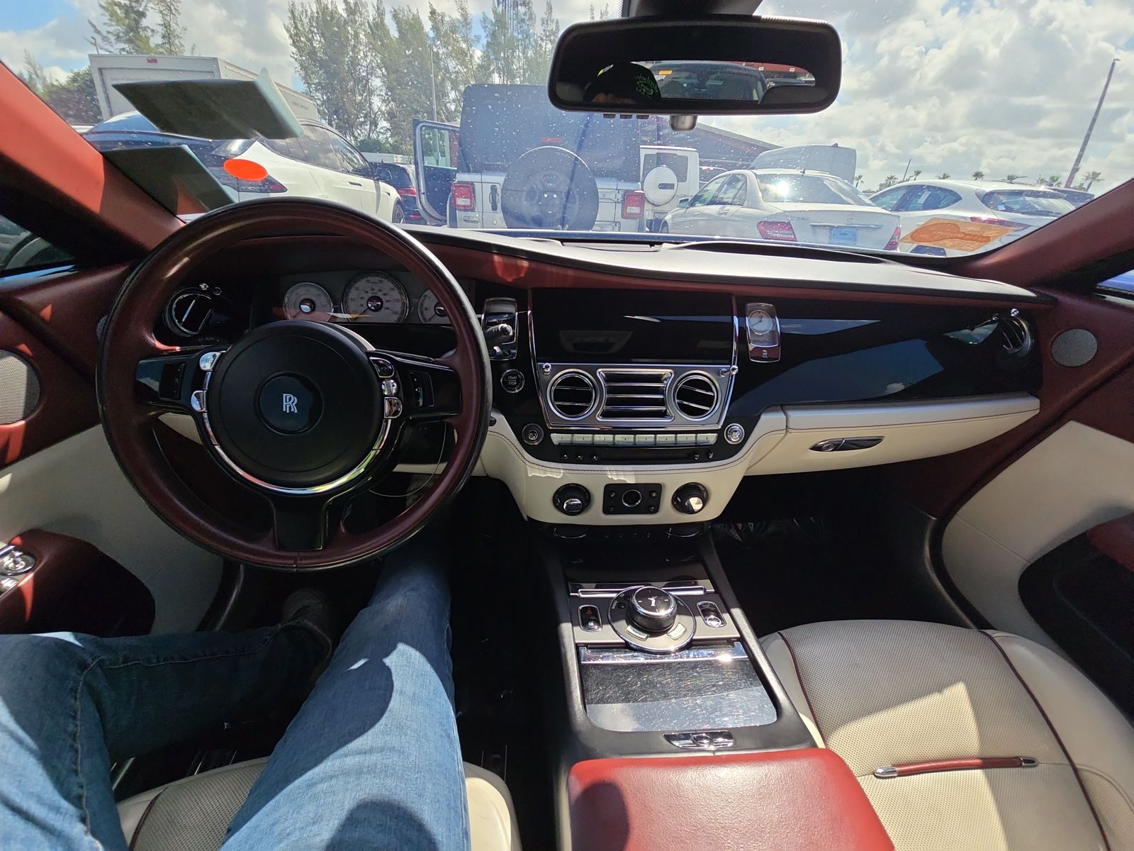 2017 Rolls-Royce Dawn Base RWD