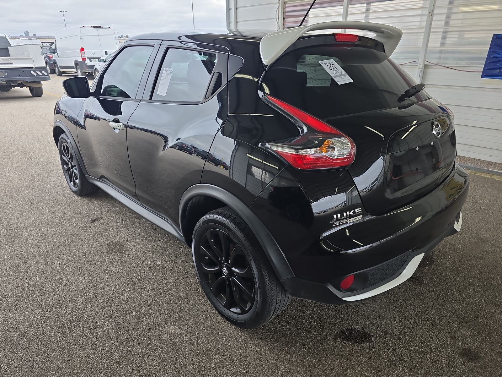 2017 Nissan JUKE SV FWD