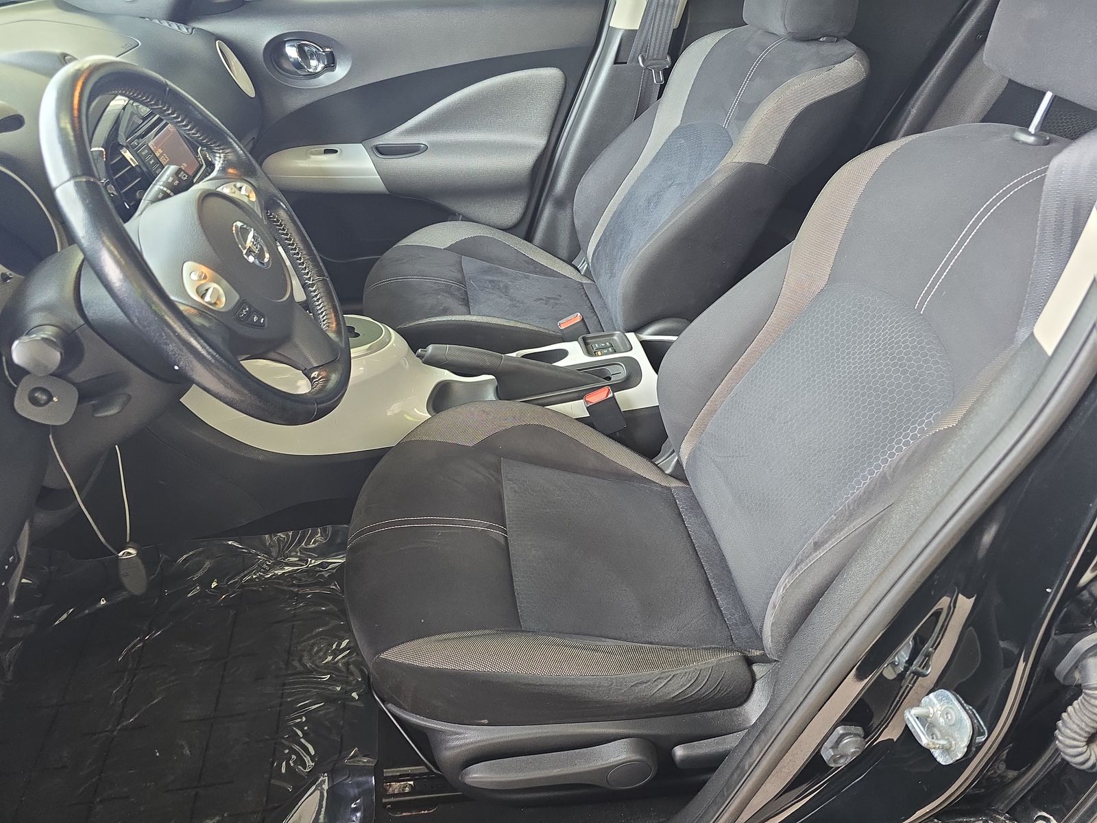 2017 Nissan JUKE SV FWD