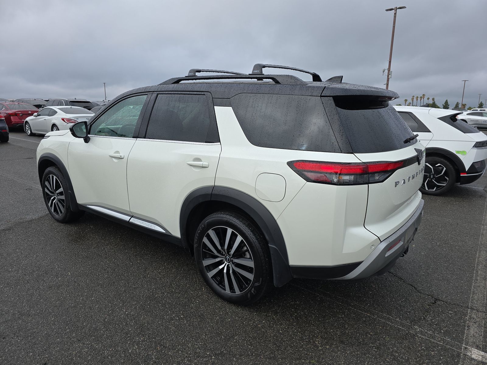 2024 Nissan Pathfinder Platinum AWD