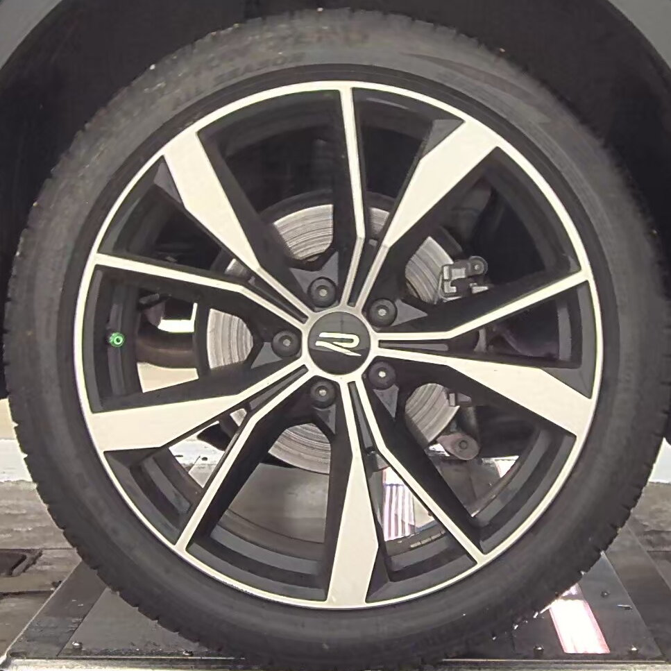 2024 Volkswagen Tiguan 2.0T SEL R-Line AWD