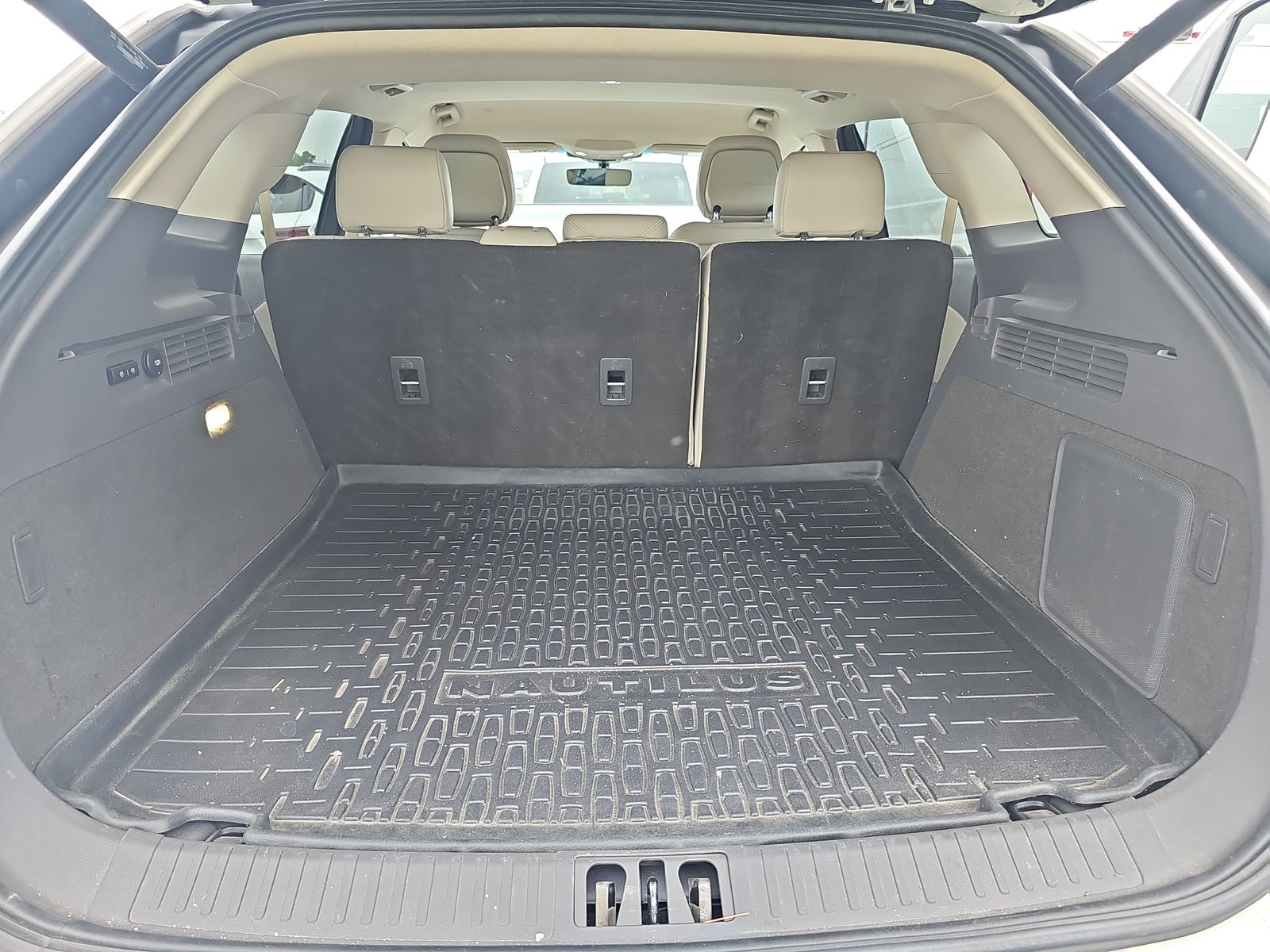 2020 Lincoln Nautilus Standard FWD