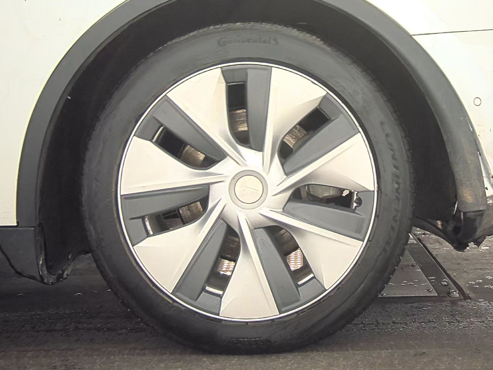 2021 Tesla Model Y Long Range AWD