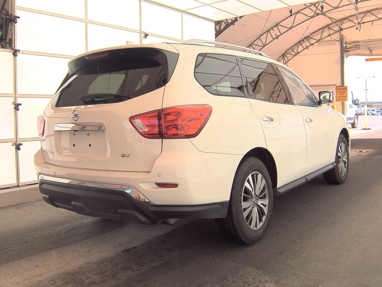 2020 Nissan Pathfinder SV FWD