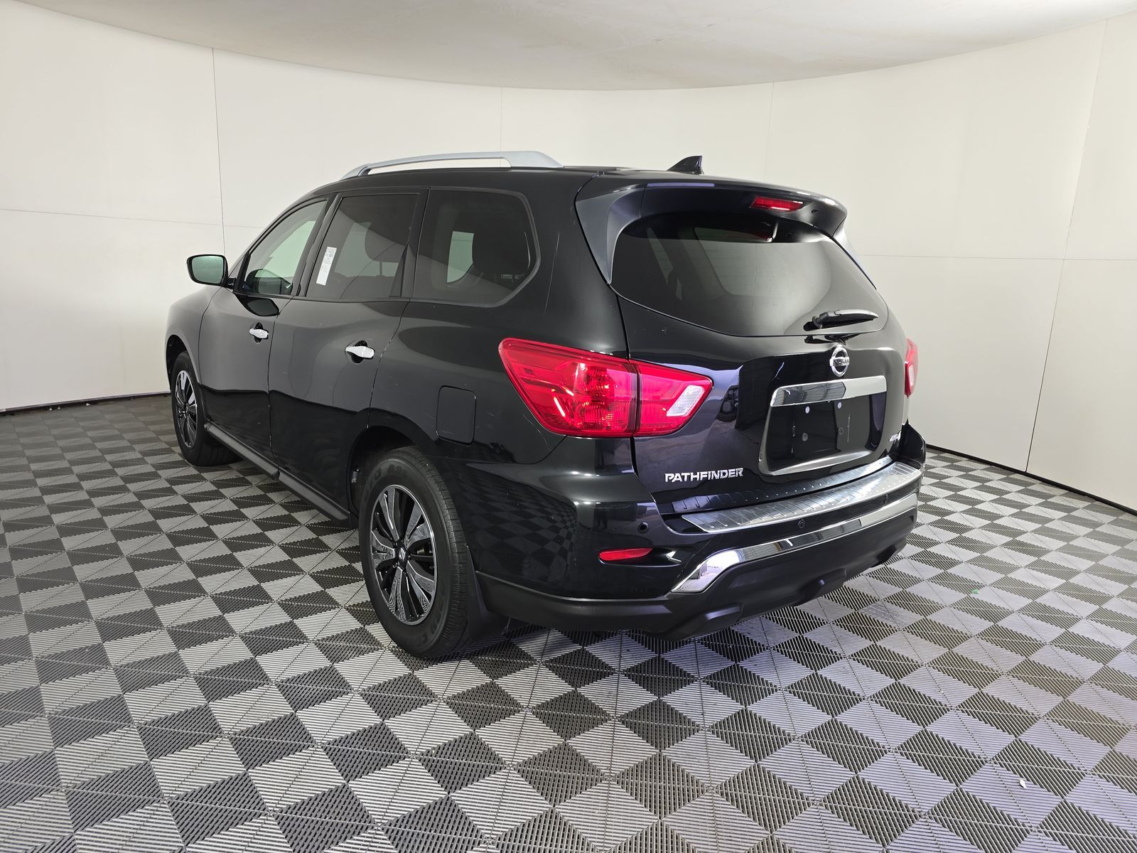 2020 Nissan Pathfinder S AWD