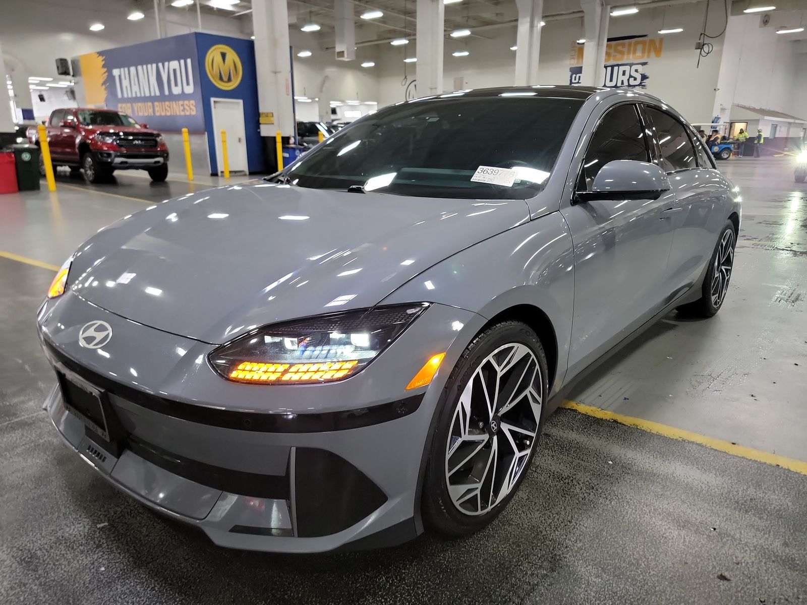 Авто з сша Hyundai IONIQ 6
