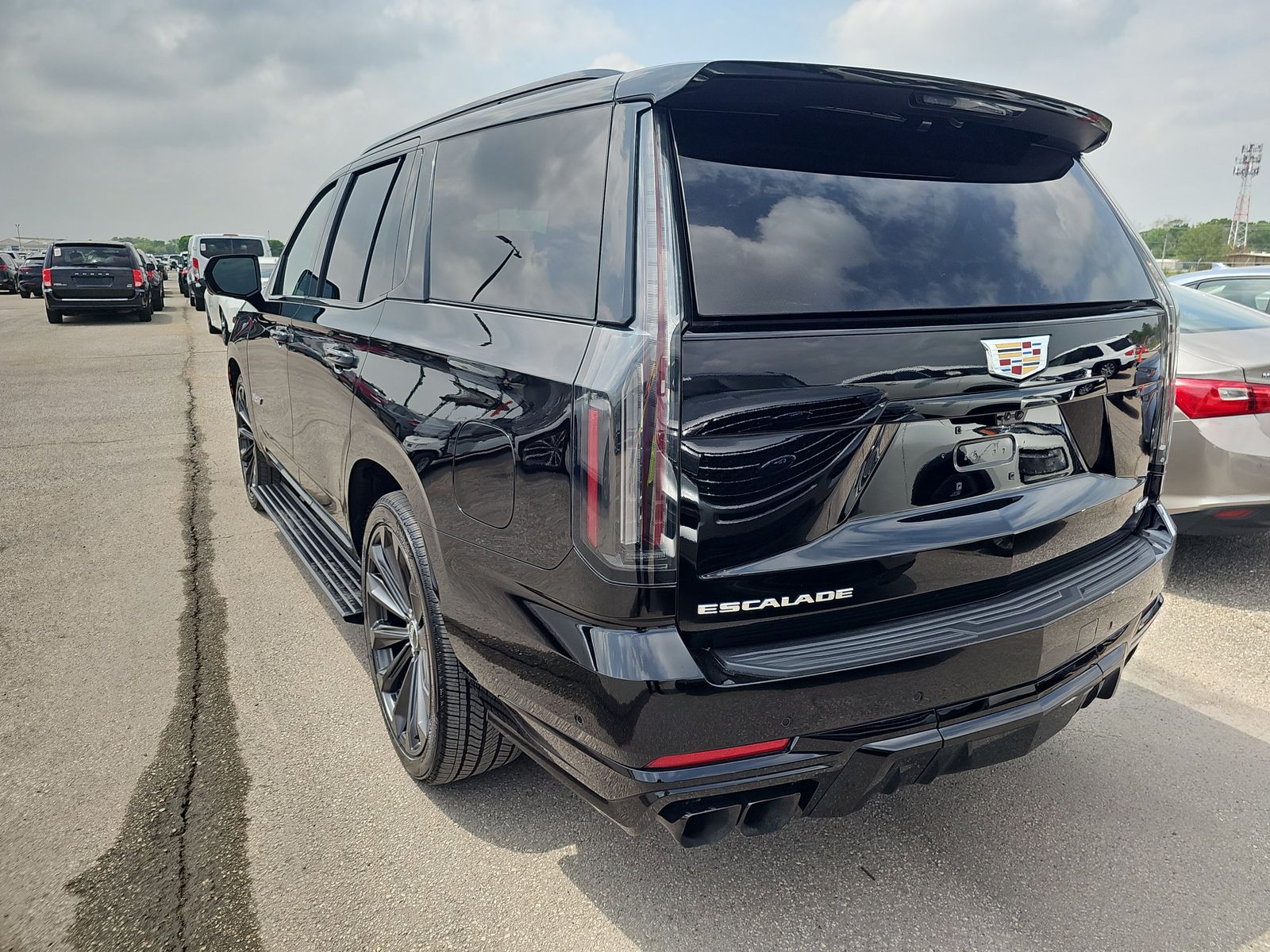 2025 Cadillac Escalade V-Series AWD
