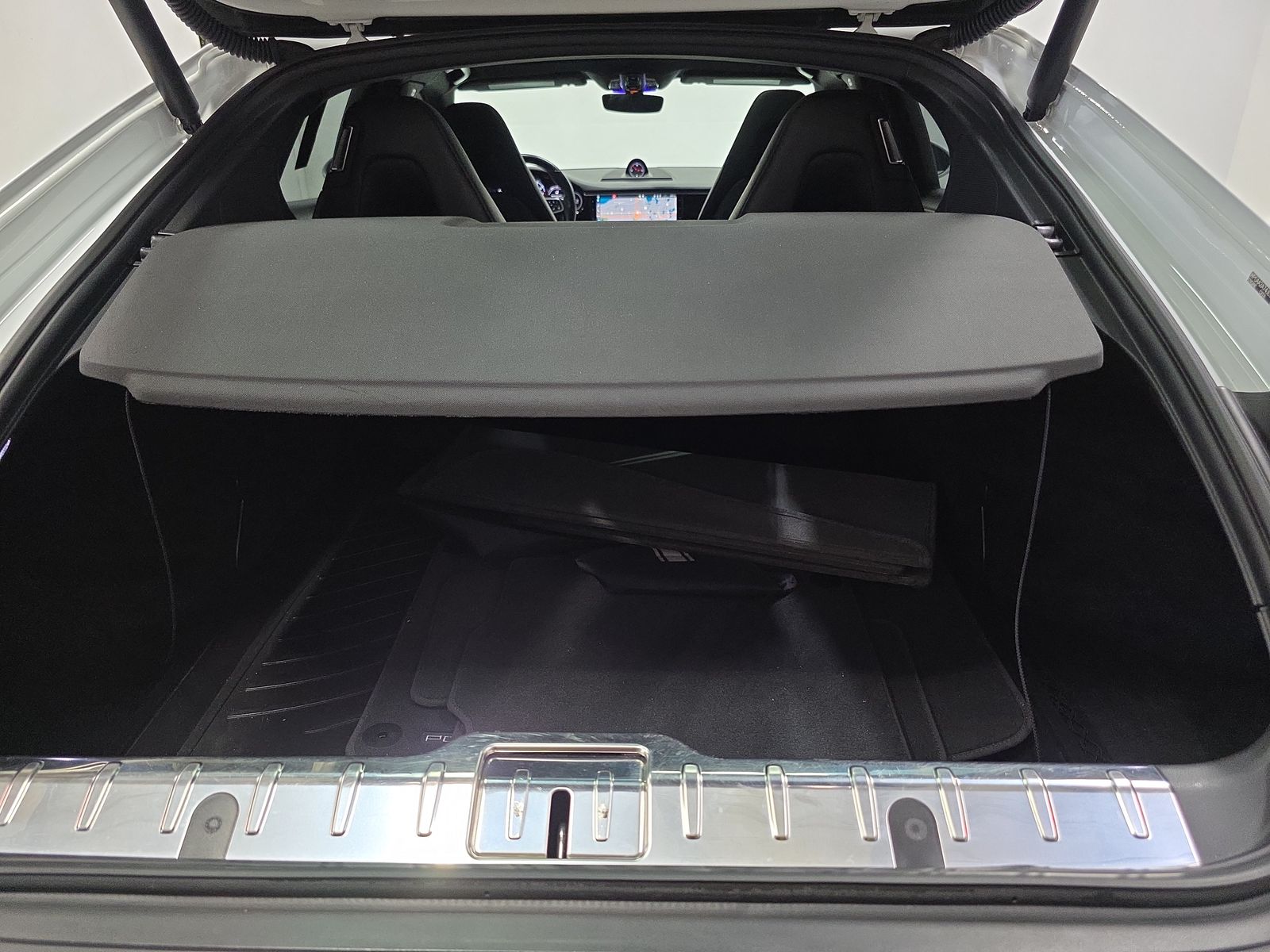 2018 Porsche Panamera Base RWD