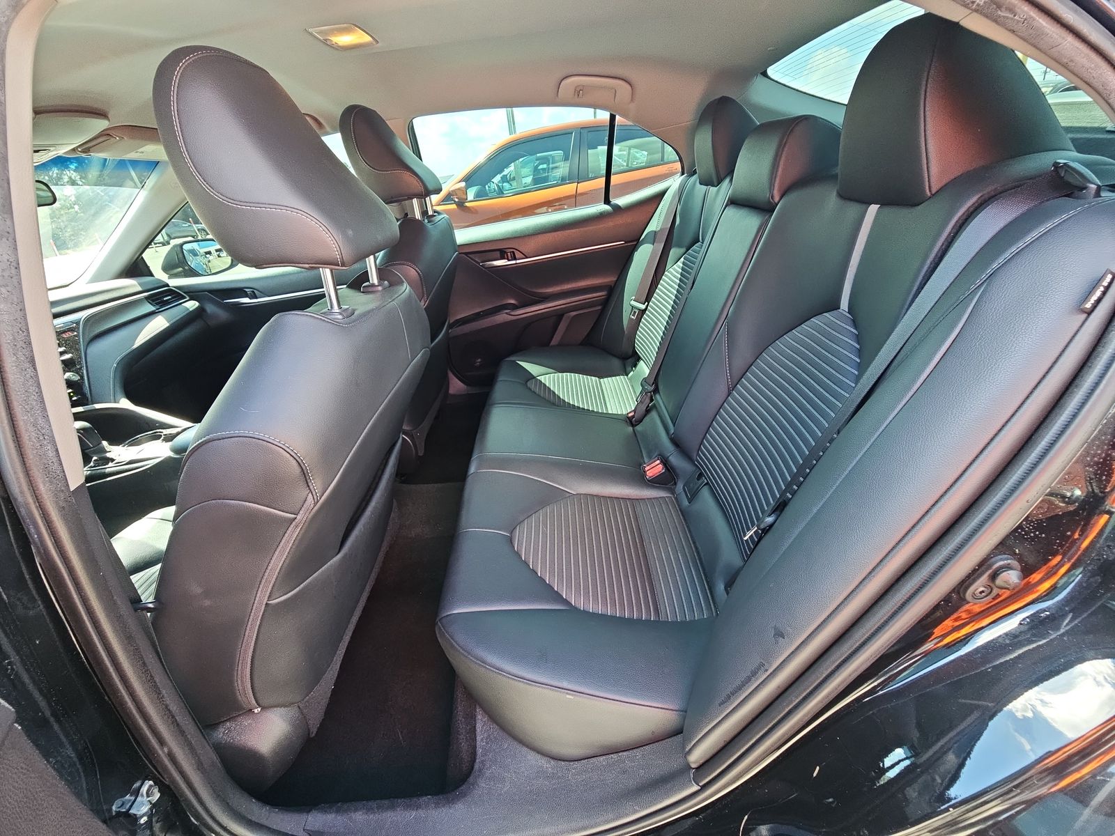 2020 Toyota Camry SE FWD