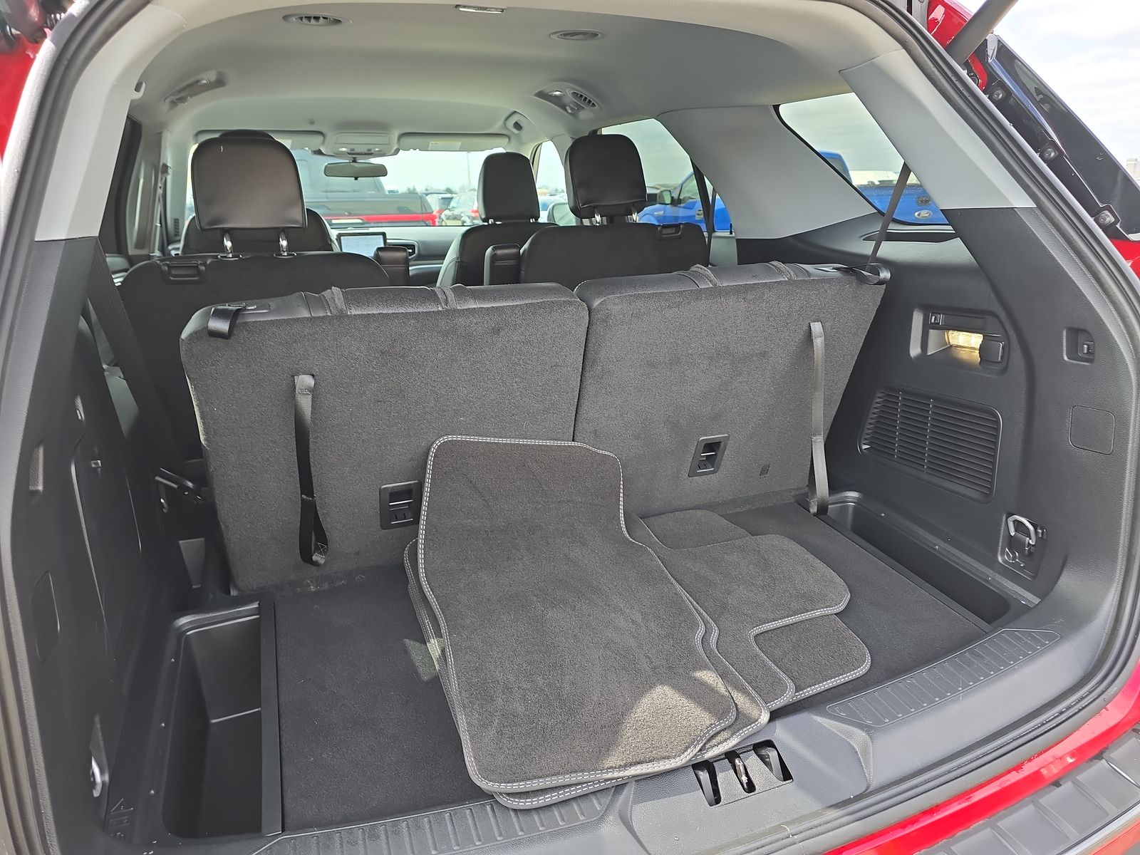 2024 Ford Explorer XLT AWD