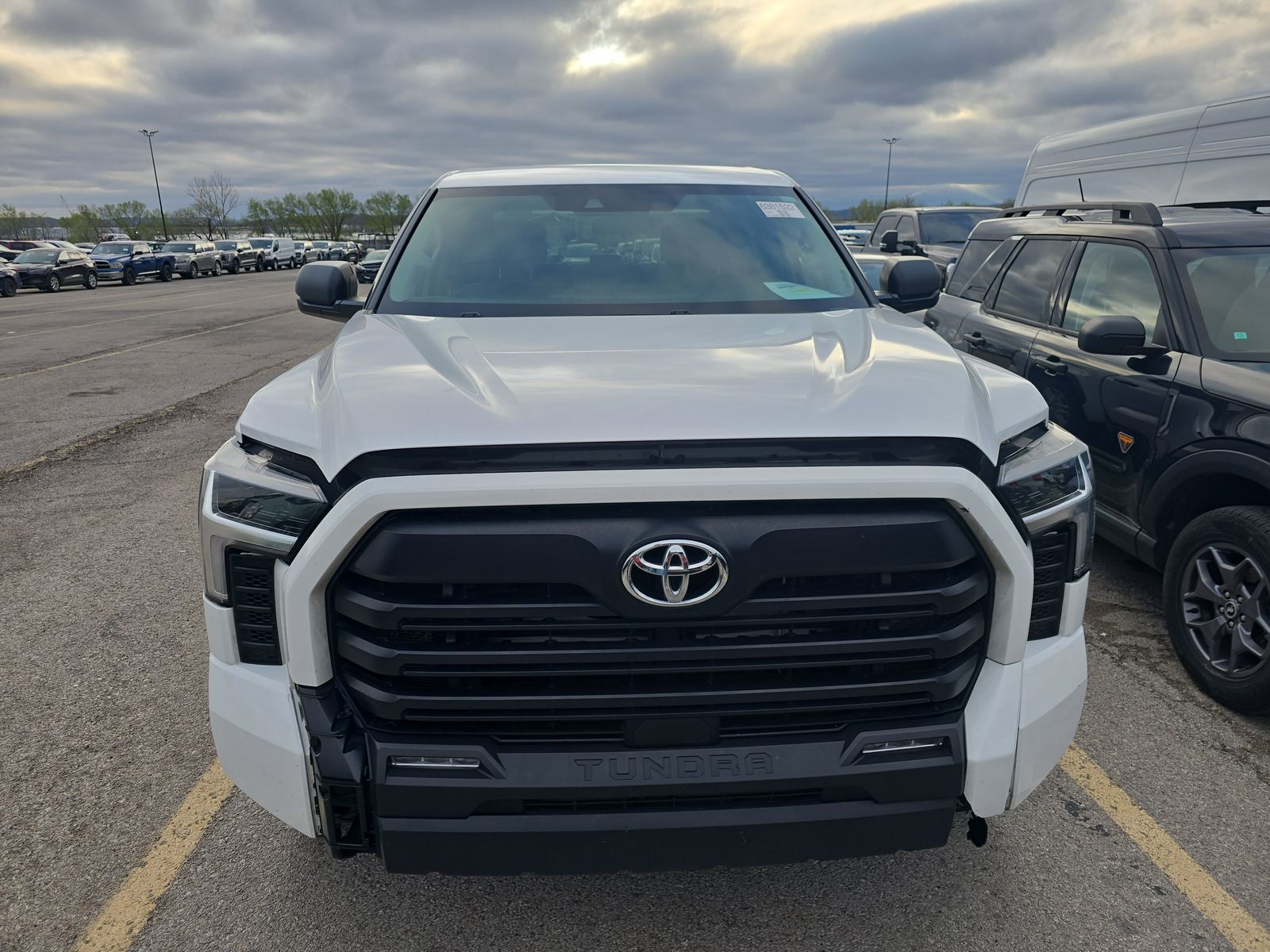 2022 Toyota Tundra SR5 RWD
