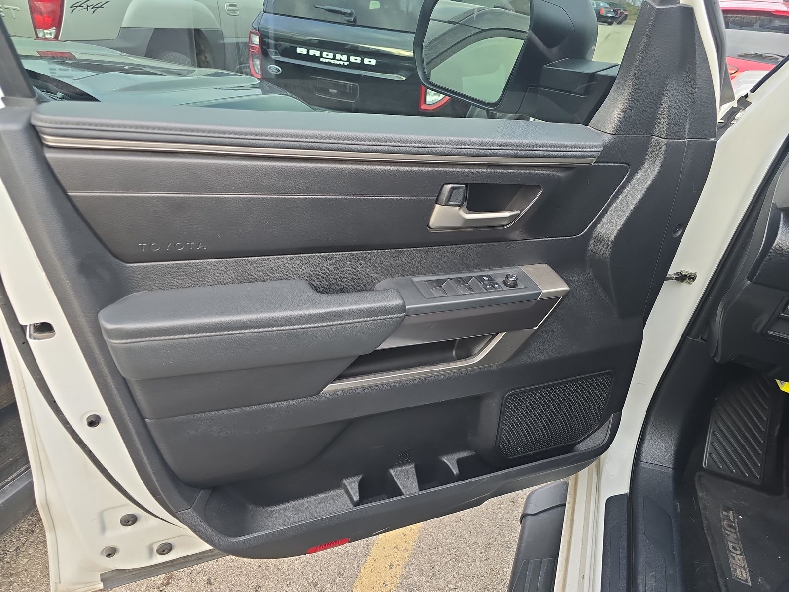 2022 Toyota Tundra SR5 RWD