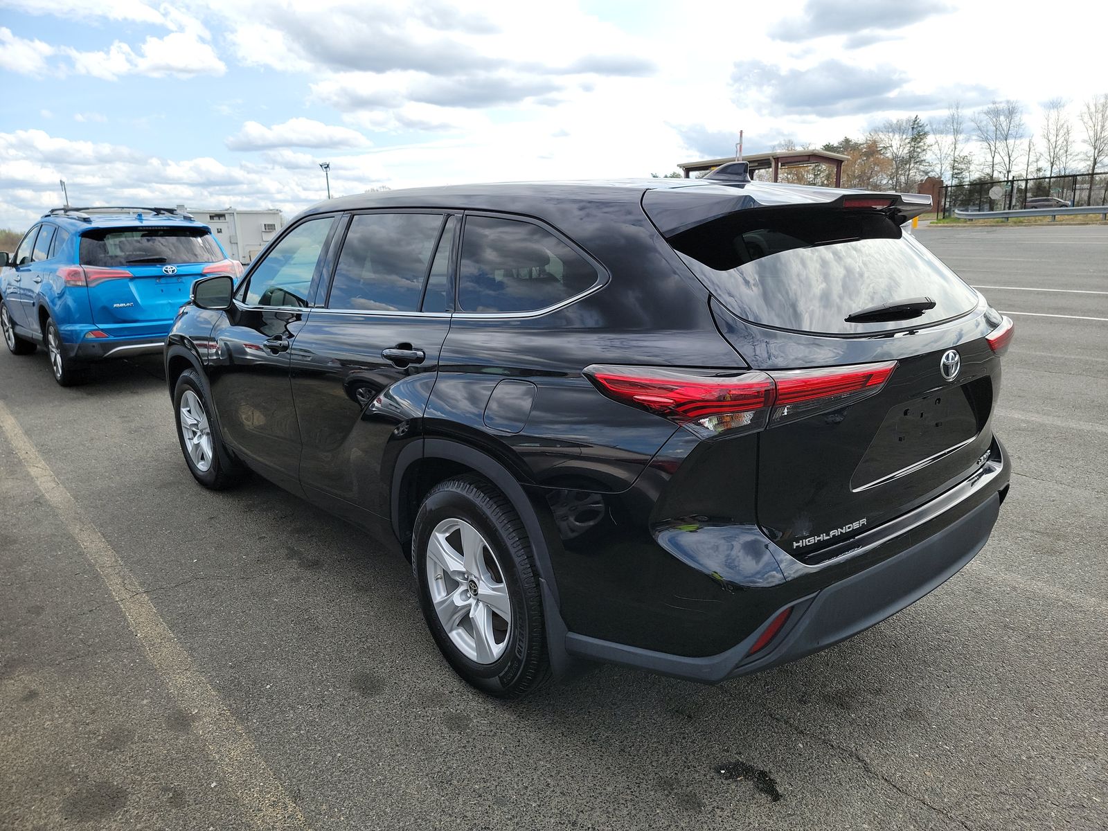 2021 Toyota Highlander LE AWD