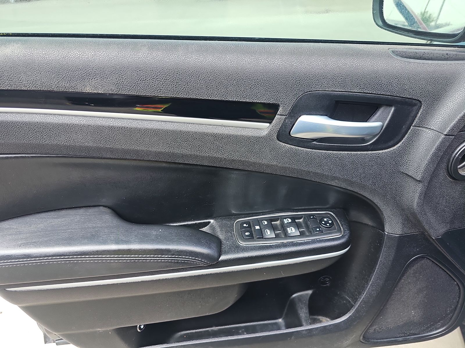 2023 Chrysler 300 Touring RWD