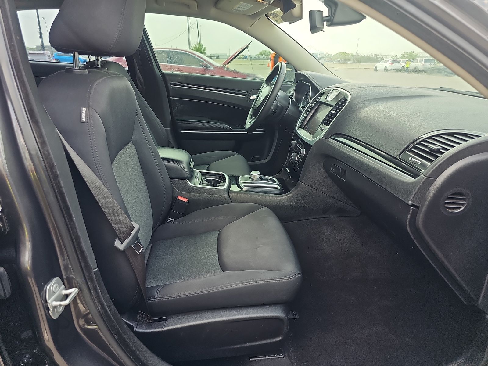2023 Chrysler 300 Touring RWD