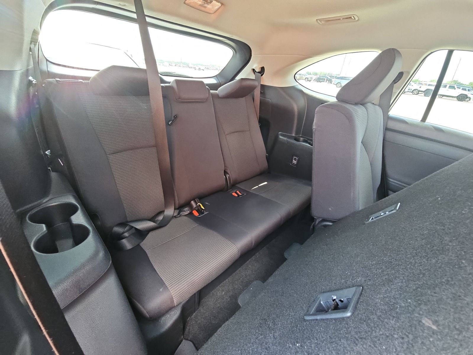 2023 Toyota Highlander L FWD