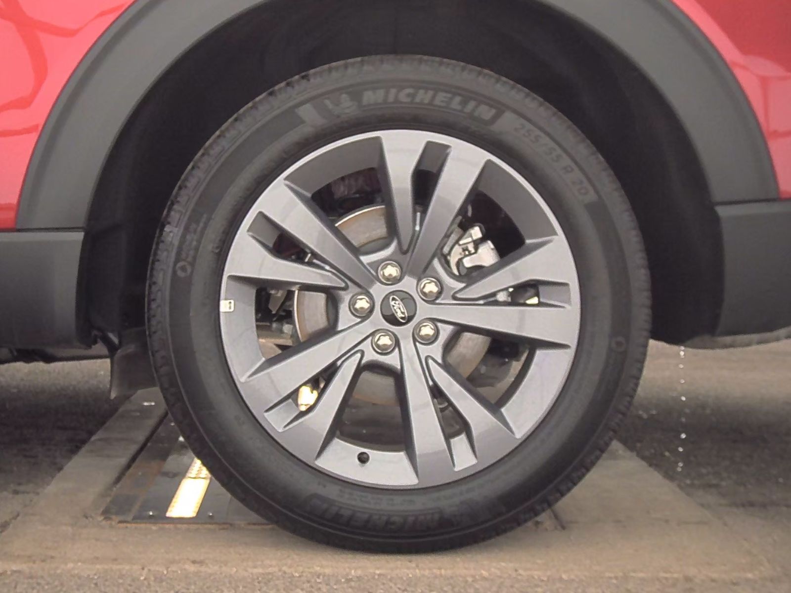 2024 Ford Explorer XLT AWD